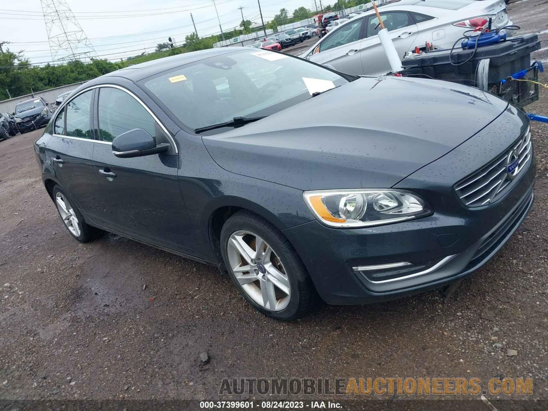 YV140MFB1F1304100 VOLVO S60 2015