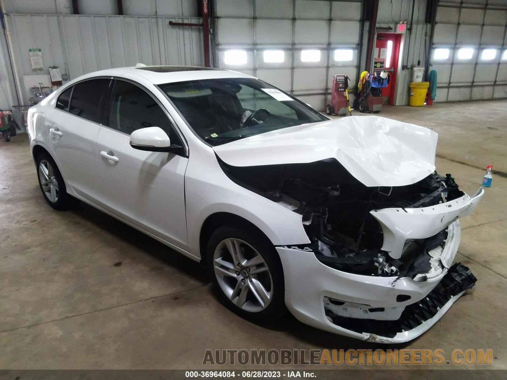 YV140MFB1F1307885 VOLVO S60 2015