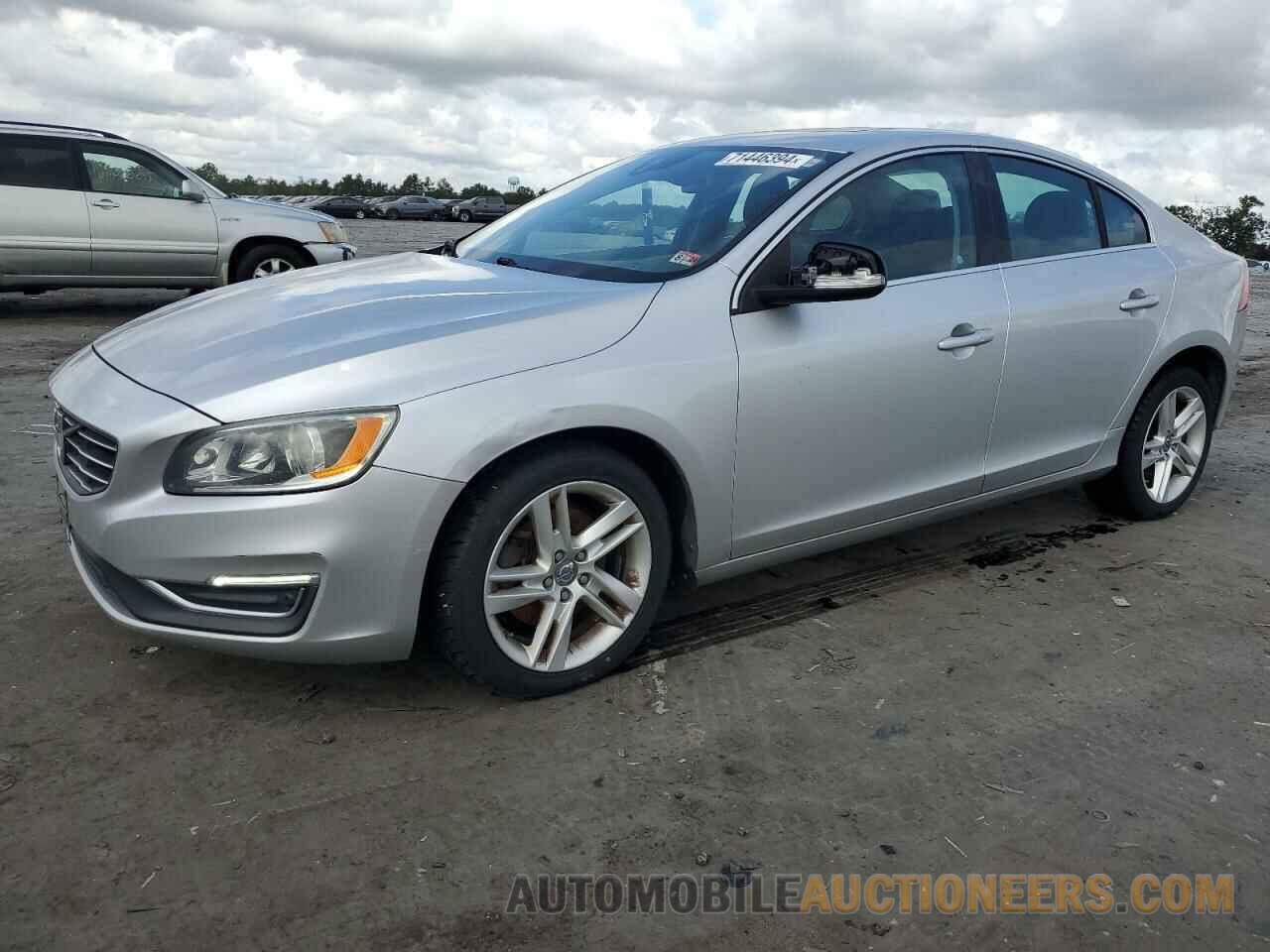 YV140MFB2F1306308 VOLVO S60 2015