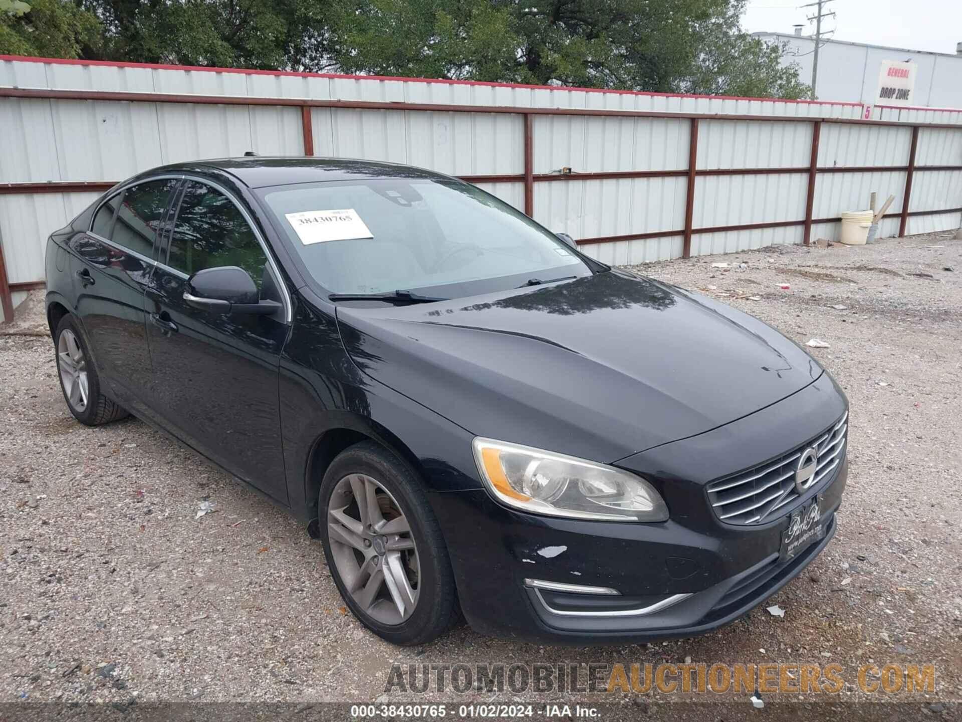 YV140MFBXF1306153 VOLVO S60 2015