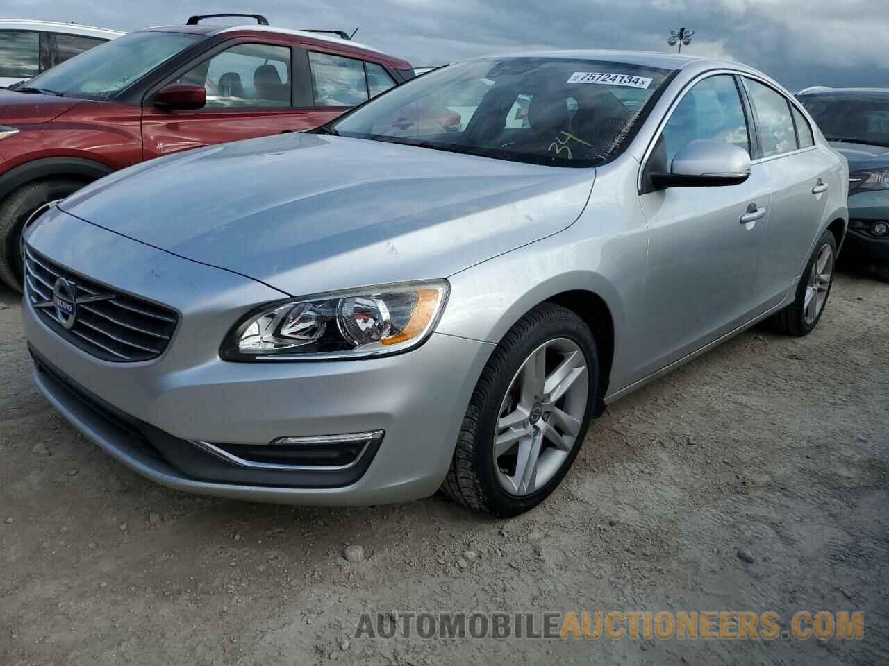 YV140MFBXF1316570 VOLVO S60 2015