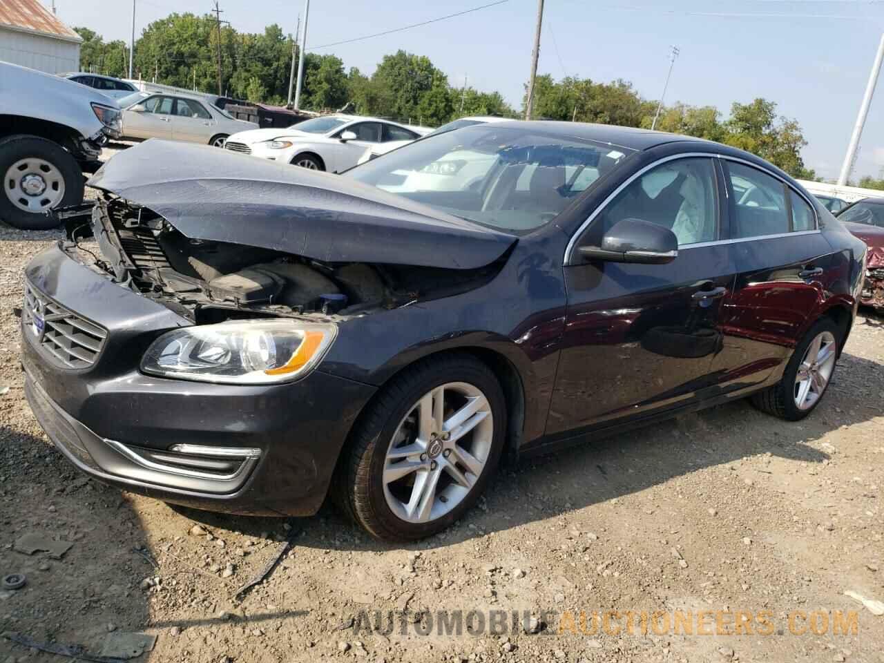 YV140MFCXF1317811 VOLVO S60 2015