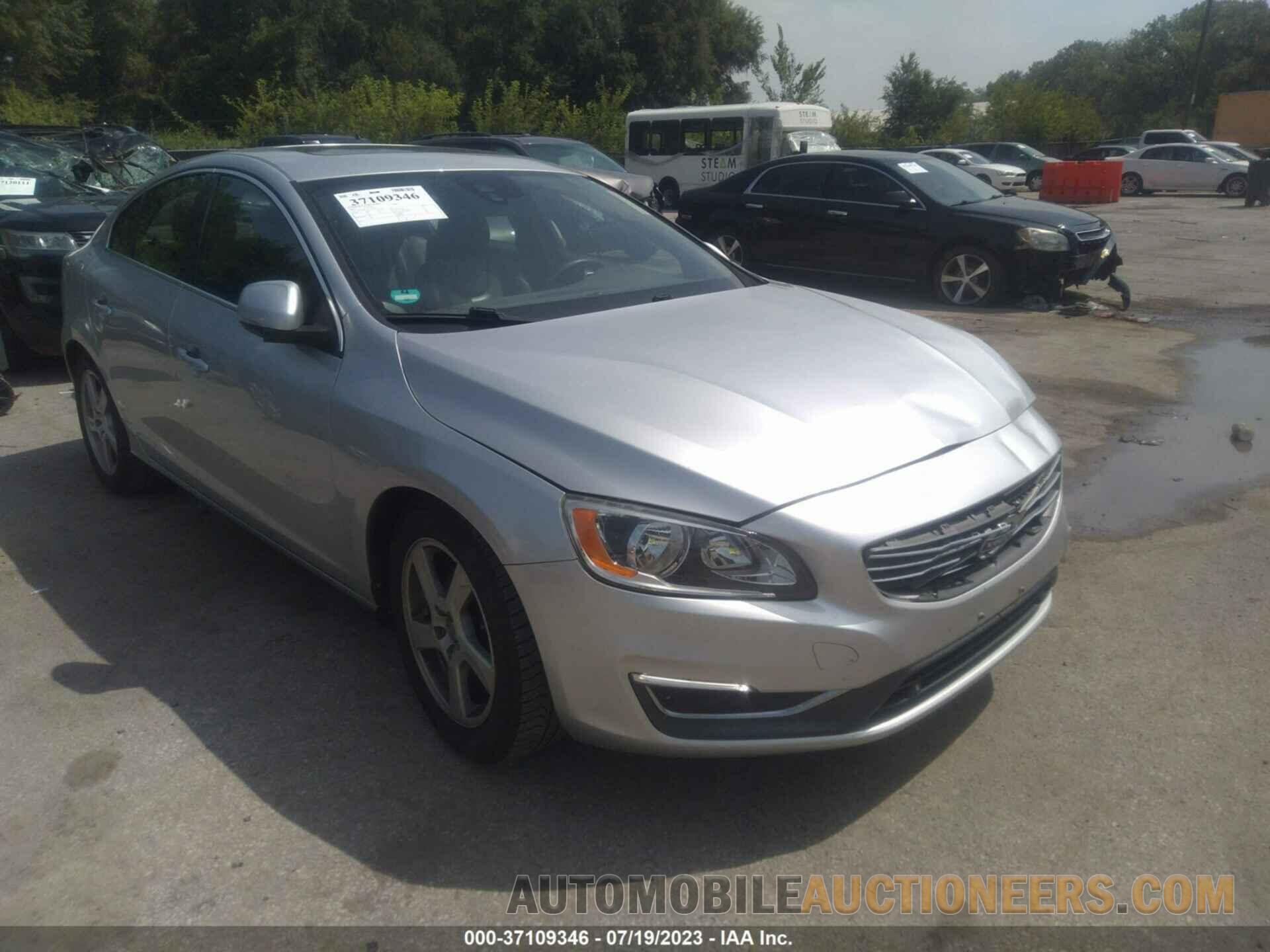 YV140MFD3F1310949 VOLVO S60 2015