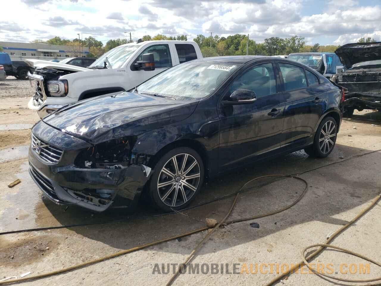 YV140MFJ1F1360108 VOLVO S60 2015