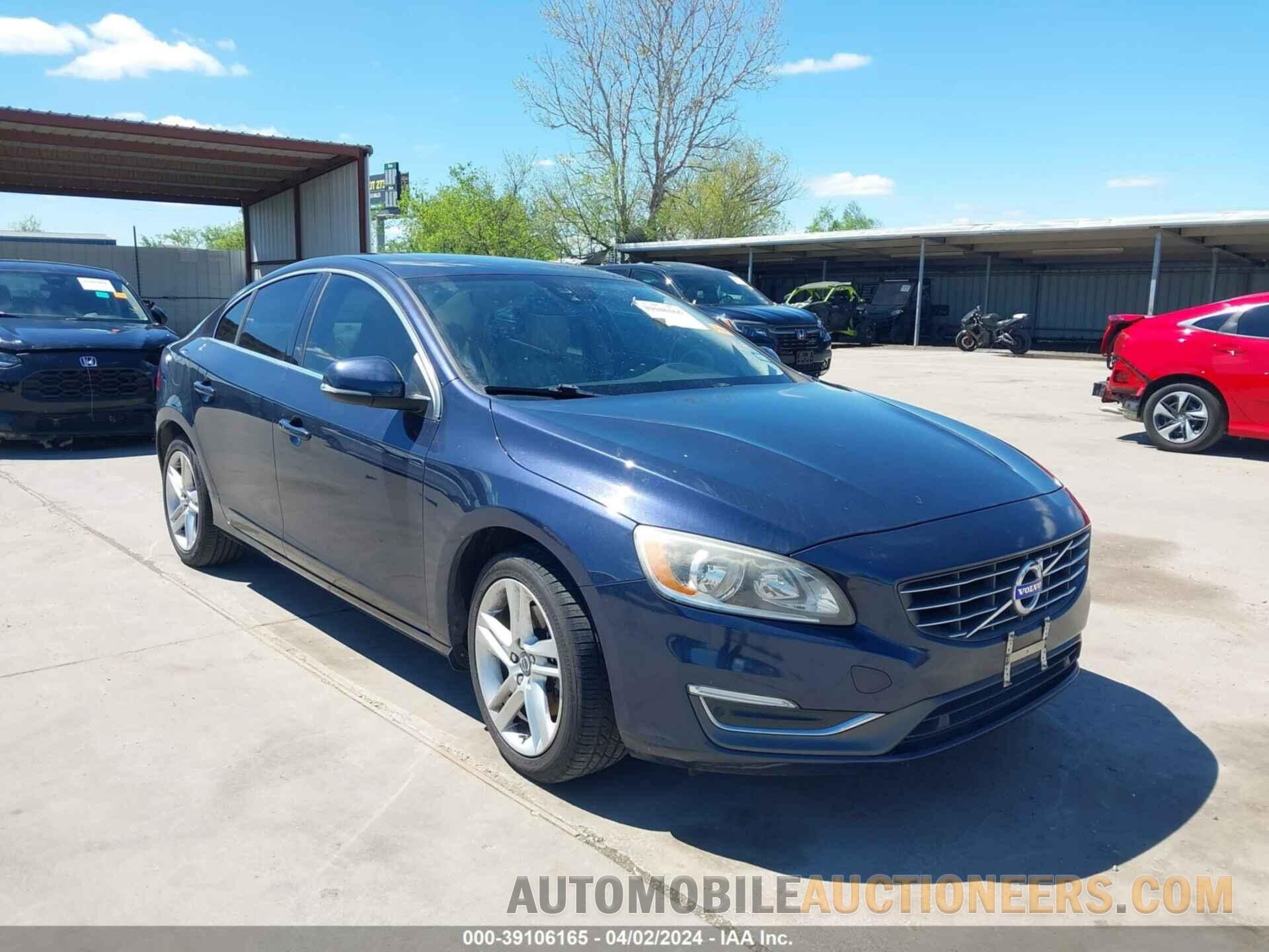 YV140MFK0F1333992 VOLVO S60 2015