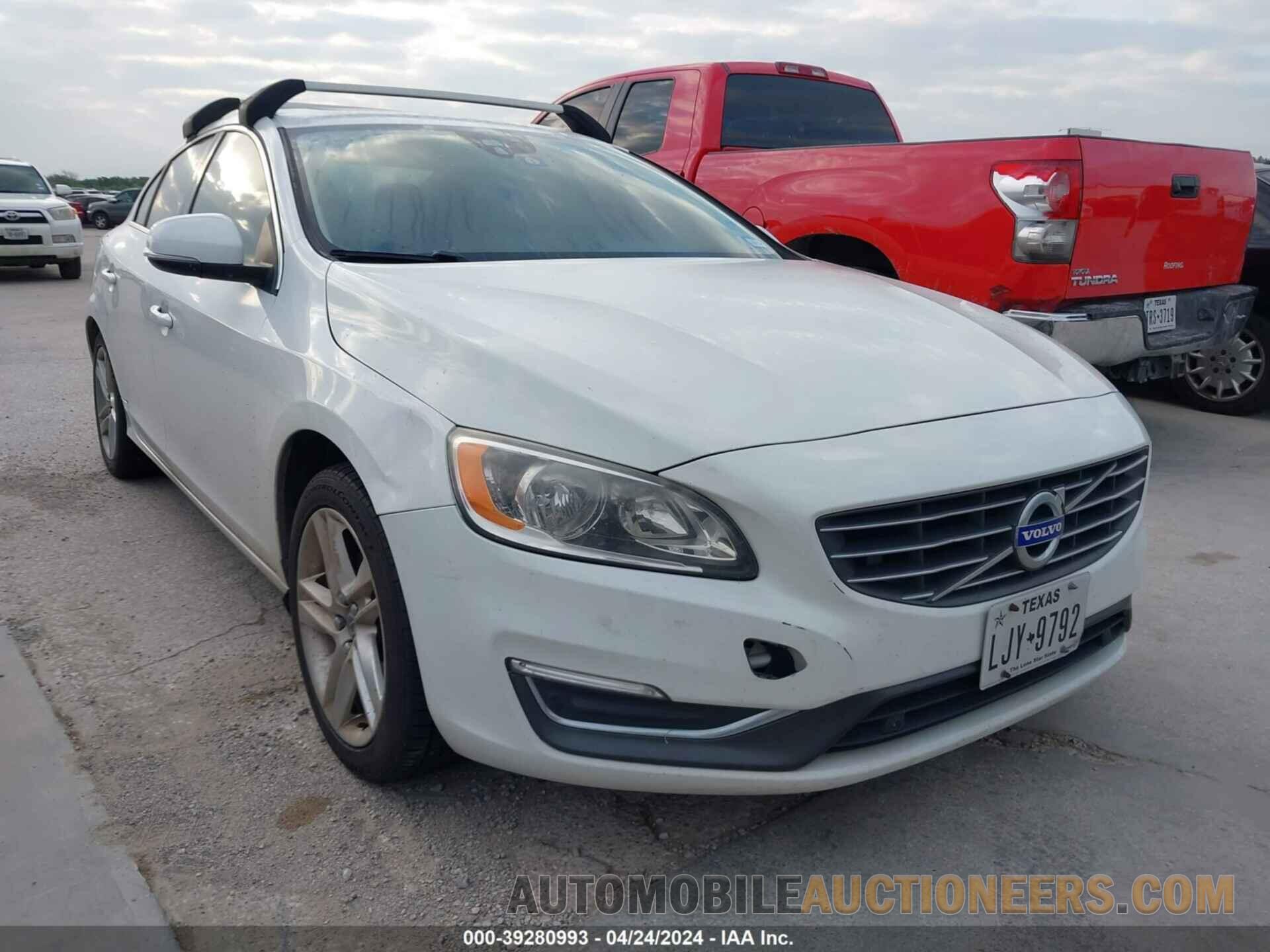 YV140MFK1F1354690 VOLVO S60 2015