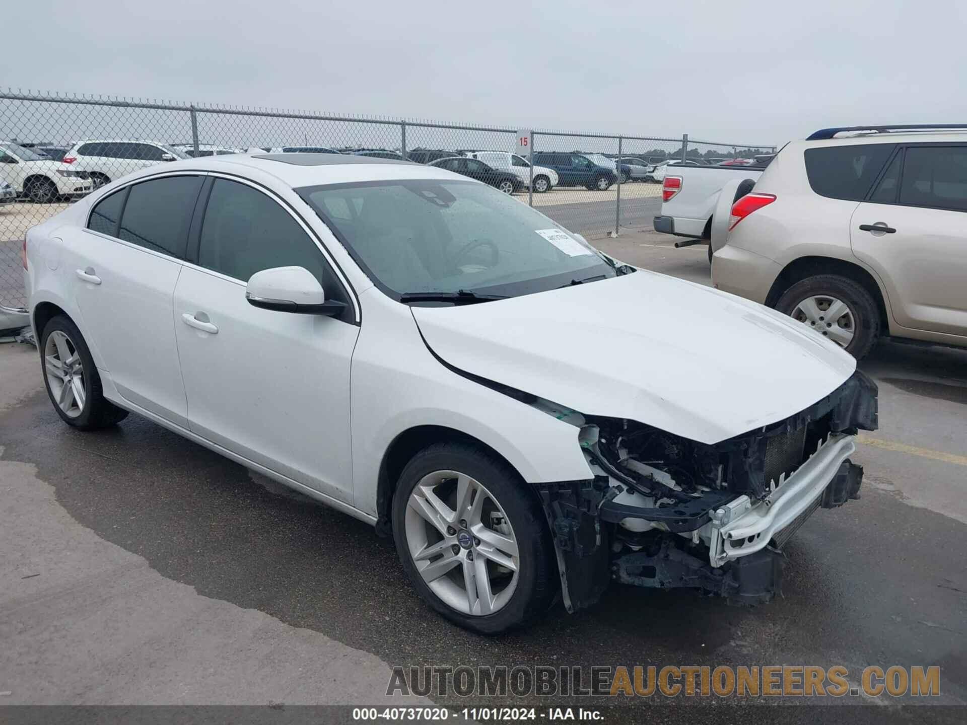 YV140MFK1F2355199 VOLVO S60 2015