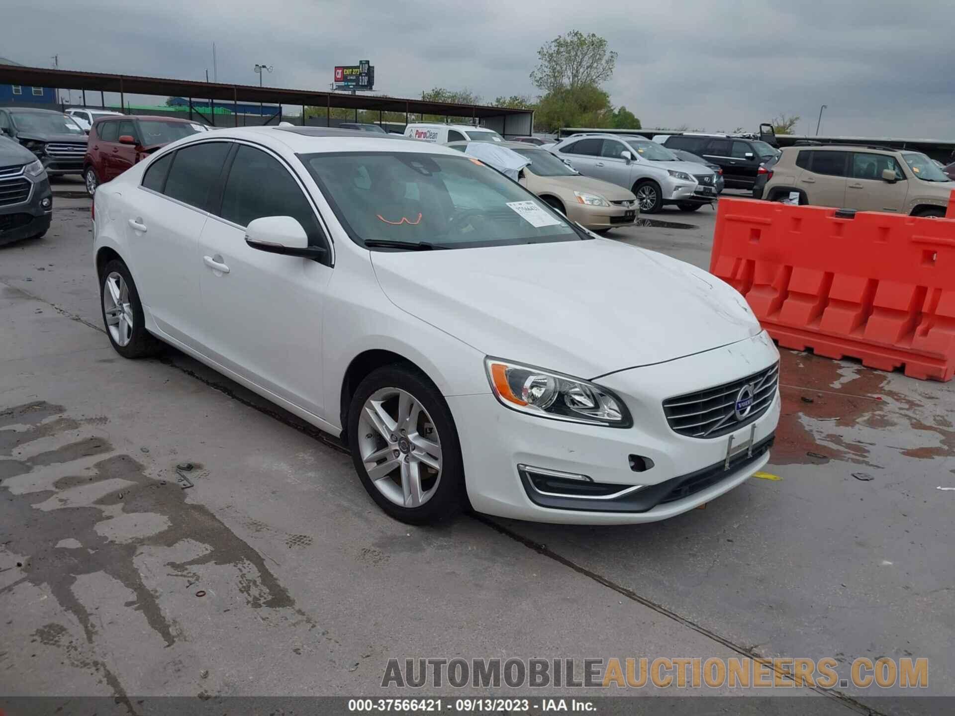 YV140MFK2F1344489 VOLVO S60 2015