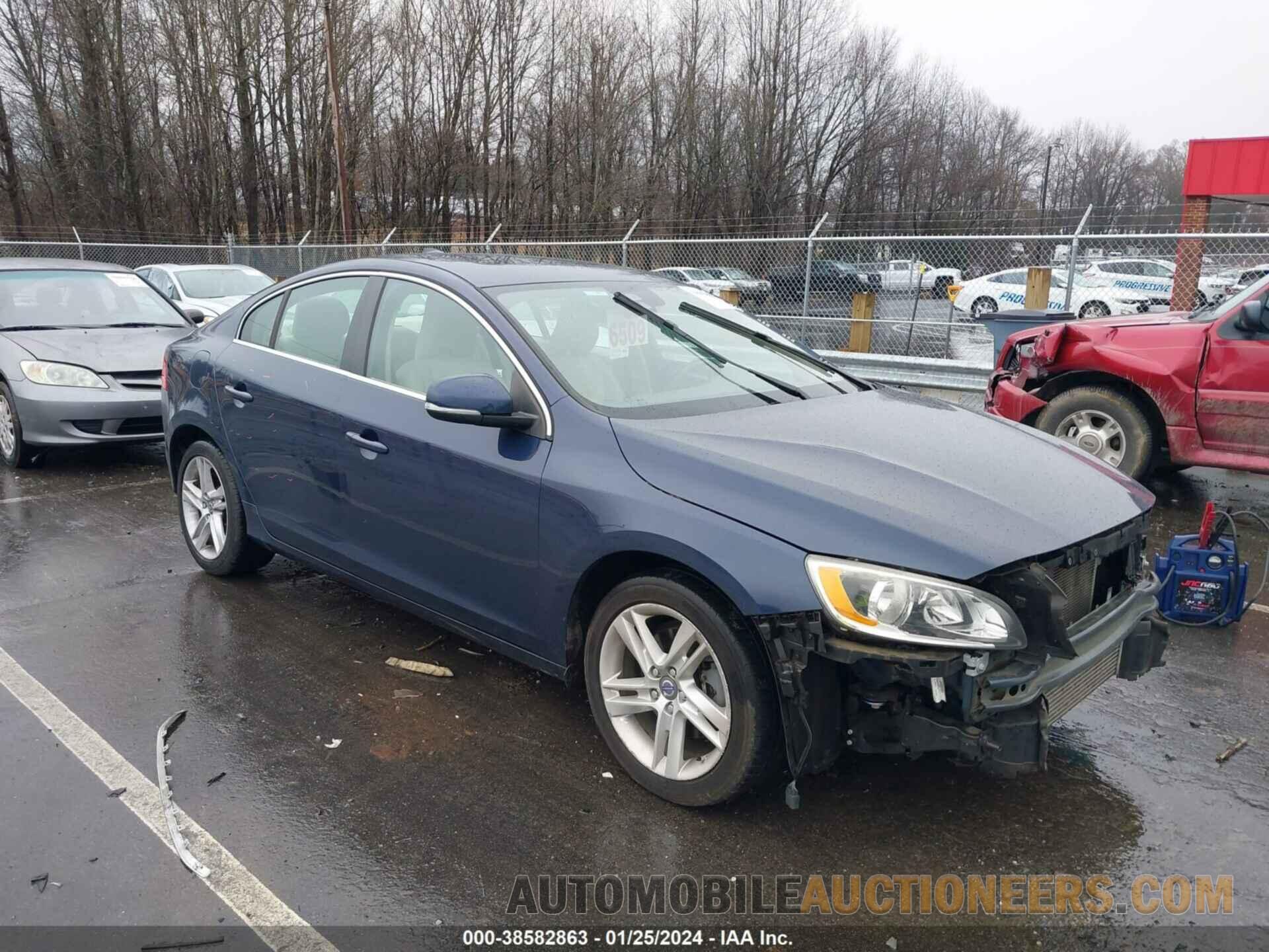 YV140MFK2F1346887 VOLVO S60 2015