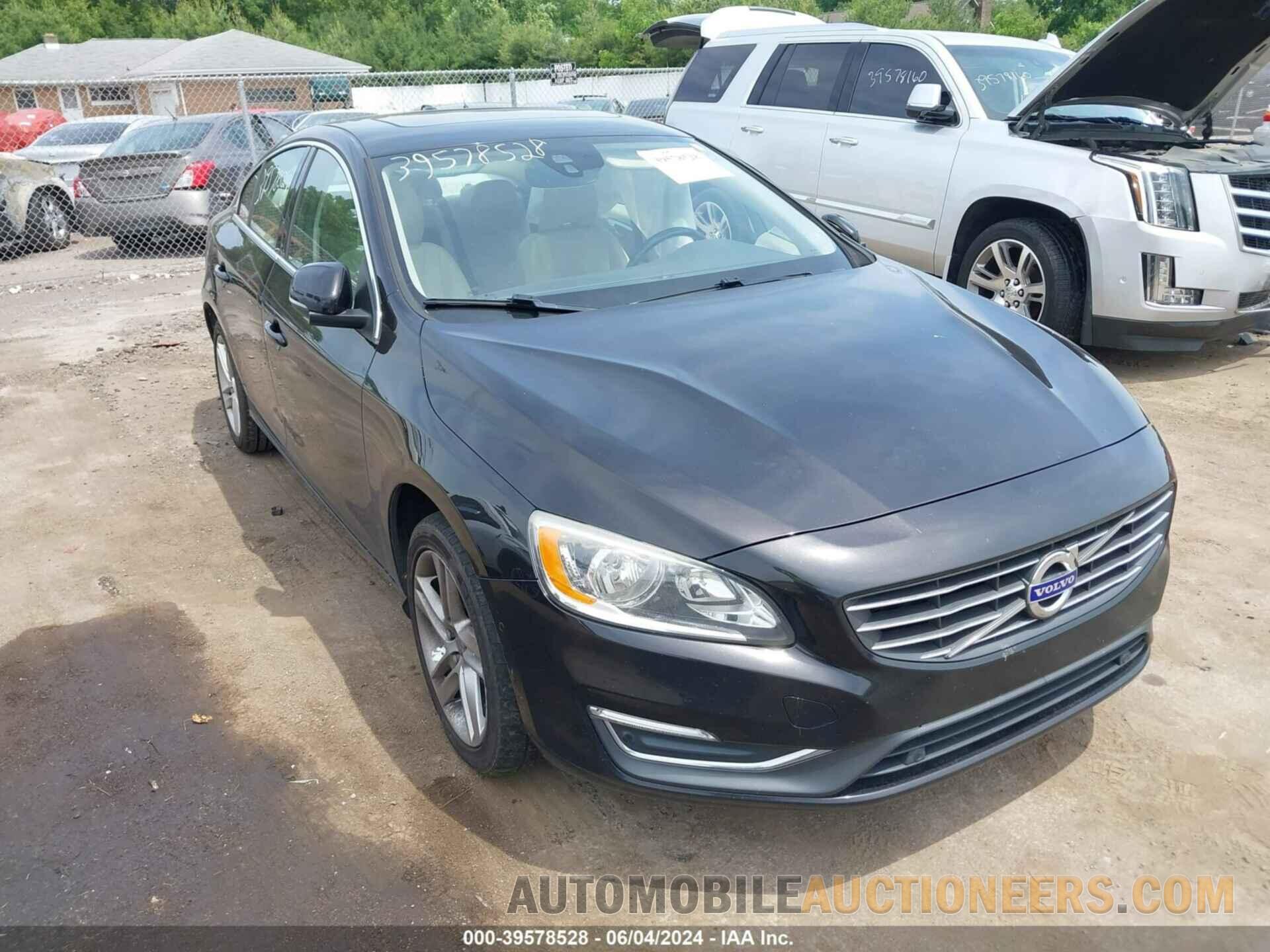 YV140MFK2F1361213 VOLVO S60 2015