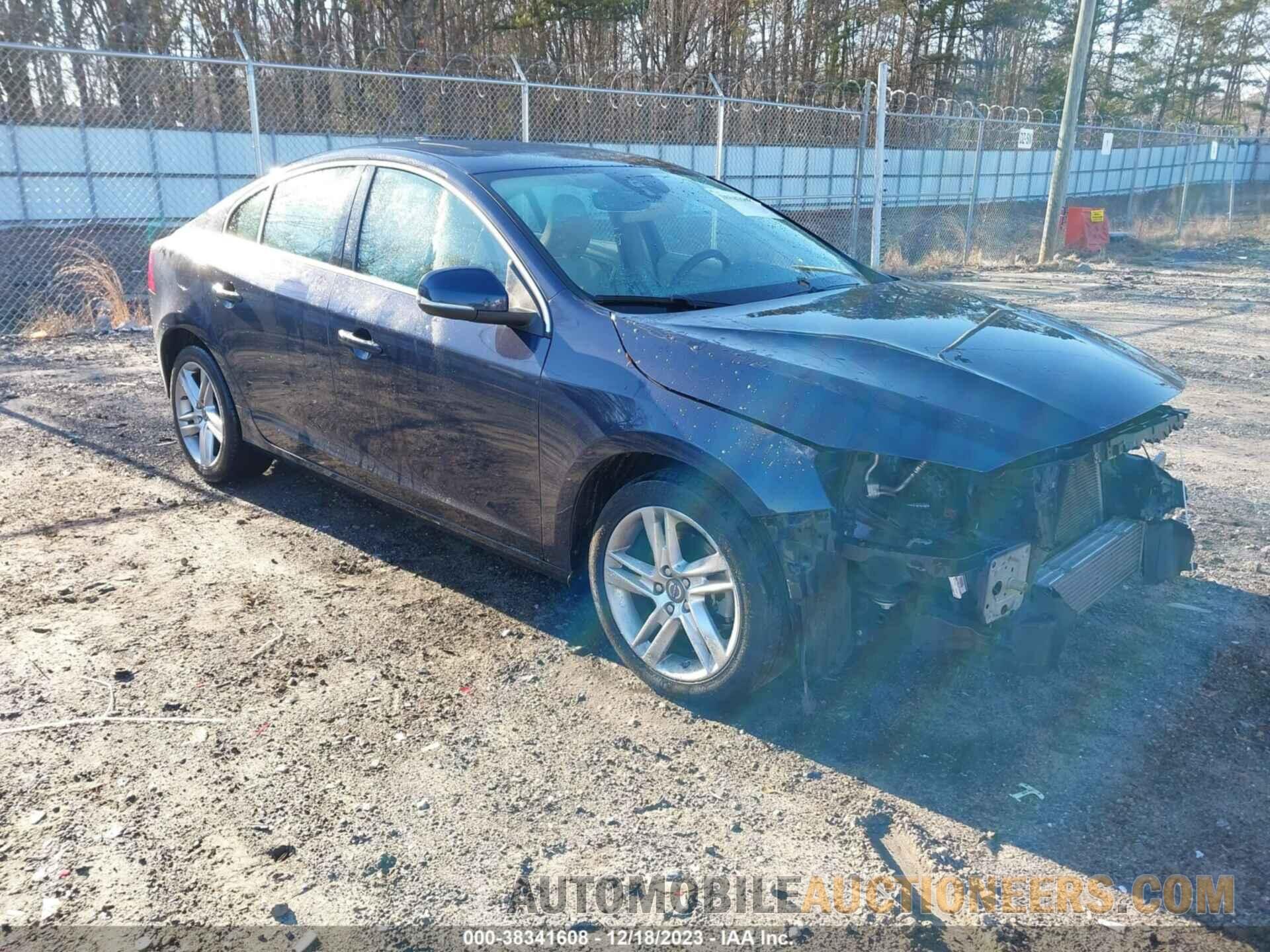 YV140MFK4F1347314 VOLVO S60 2015