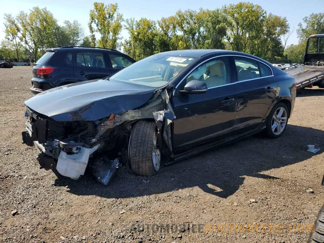 YV140MFK5F2337692 VOLVO S60 2015