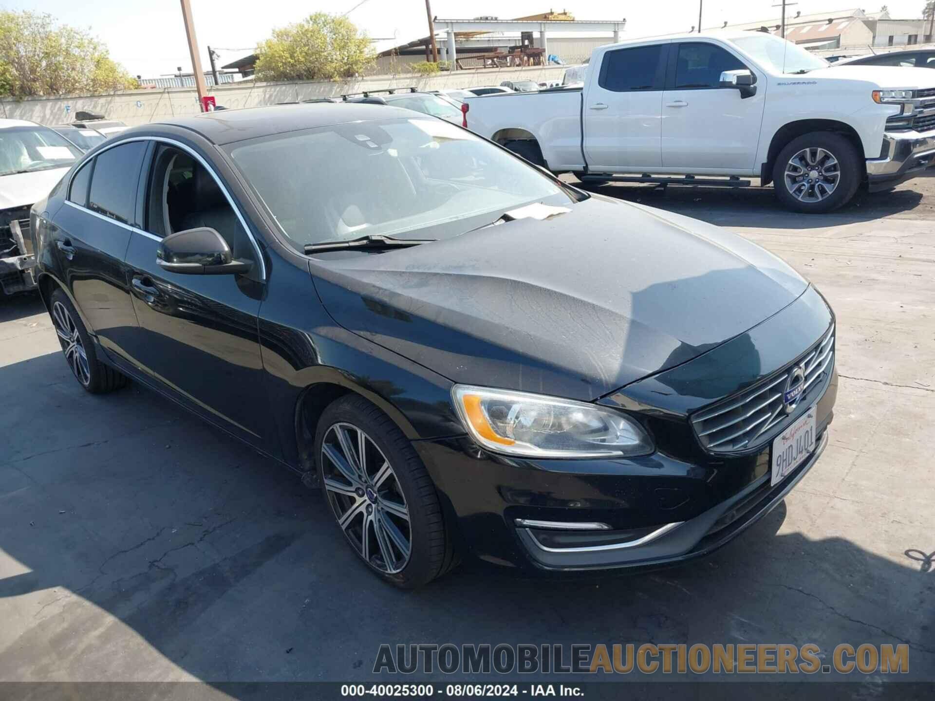 YV140MFK5F2366349 VOLVO S60 2015