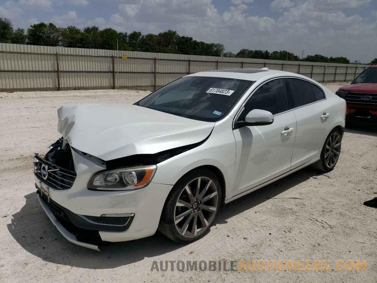 YV140MFK6F1346794 VOLVO S60 2015