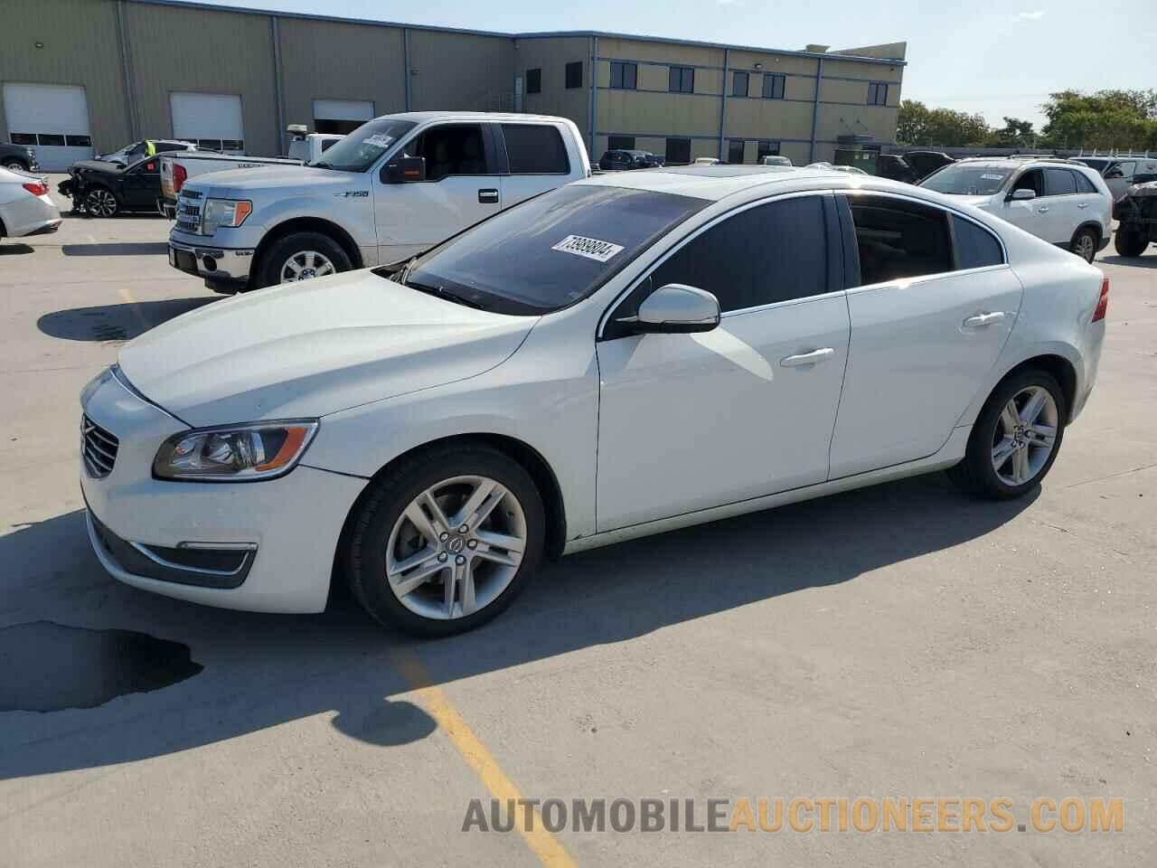 YV140MFK6F2354386 VOLVO S60 2015