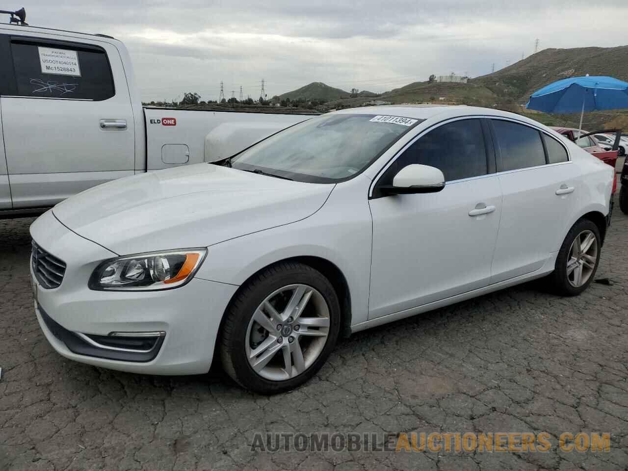 YV140MFK8F1347302 VOLVO S60 2015