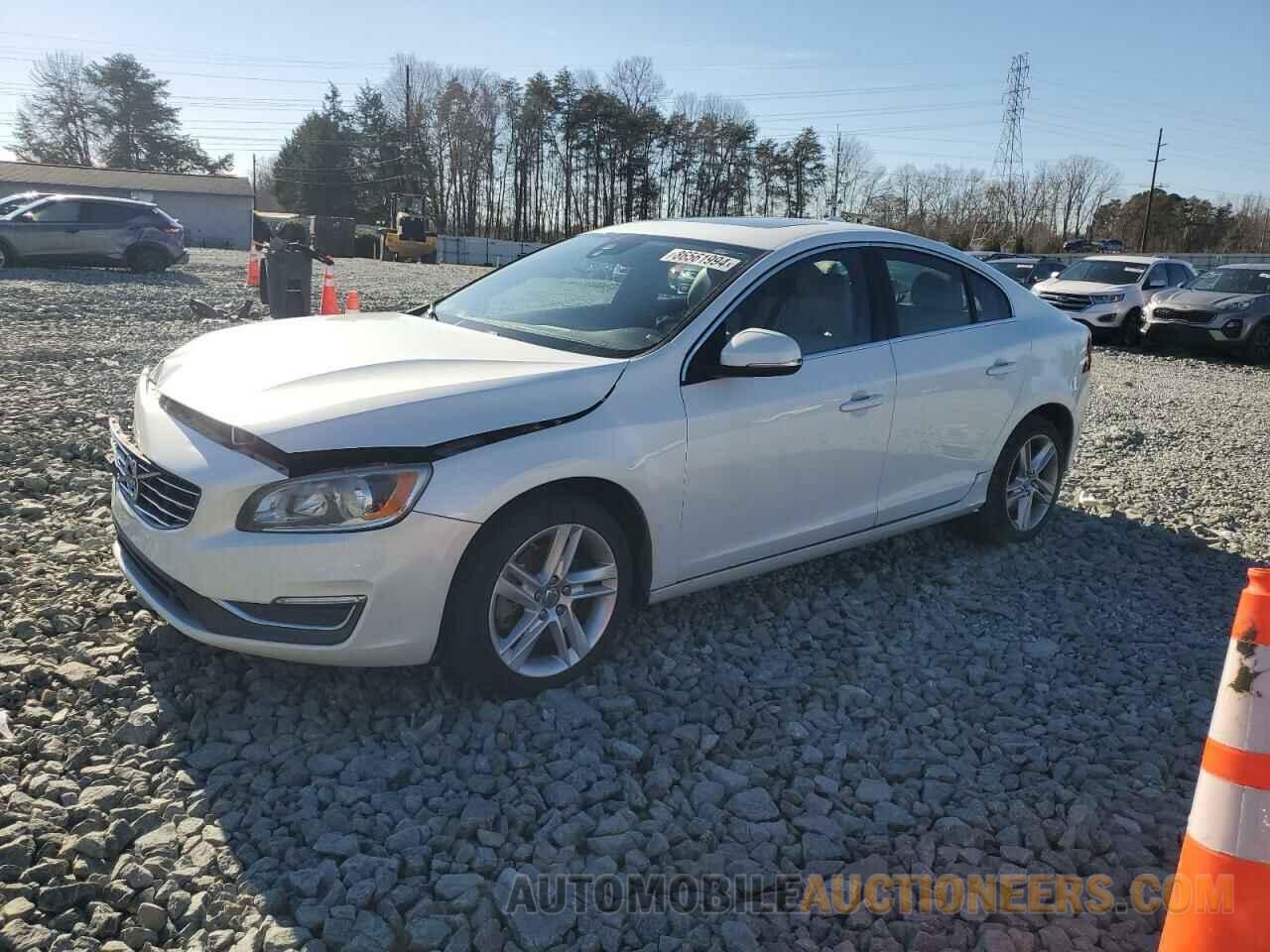 YV140MFK8F1349955 VOLVO S60 2015