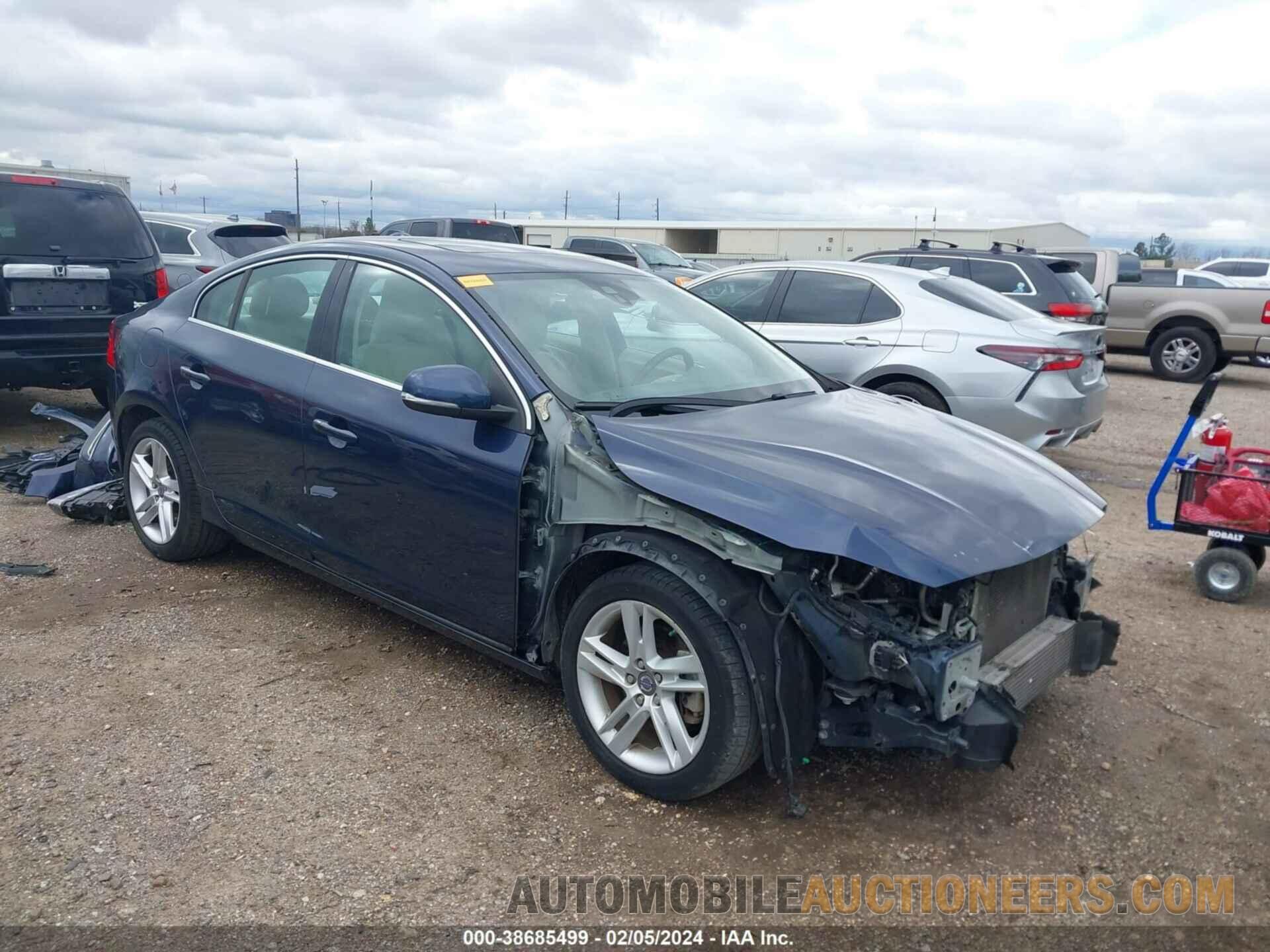 YV140MFK9F1335319 VOLVO S60 2015