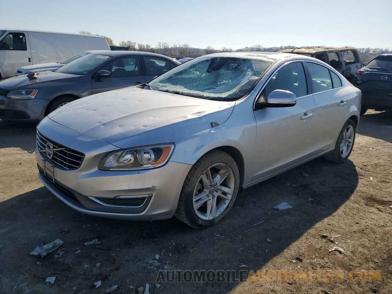 YV140MFK9F1347843 VOLVO S60 2015