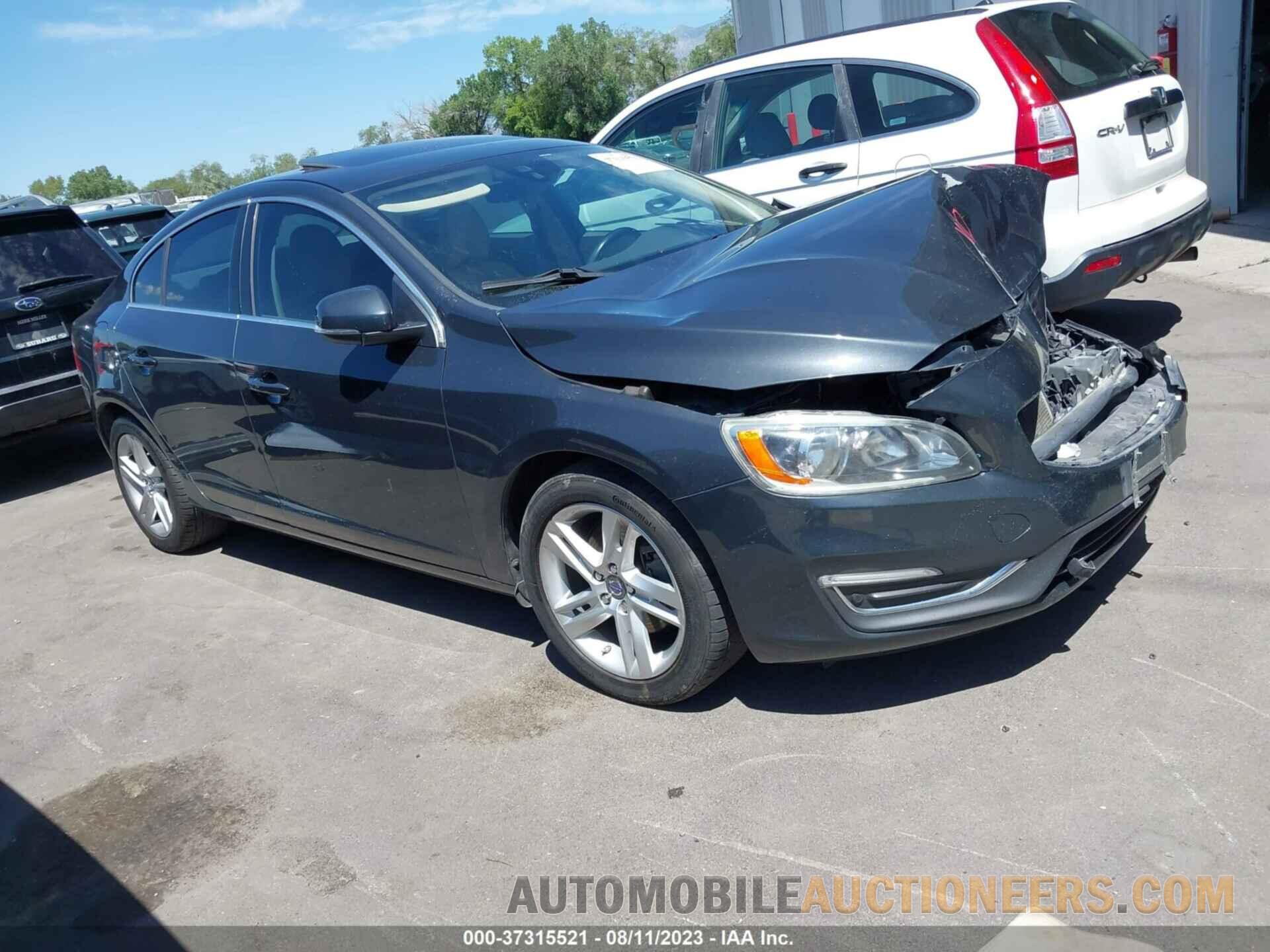 YV140MFK9F2337713 VOLVO S60 2015