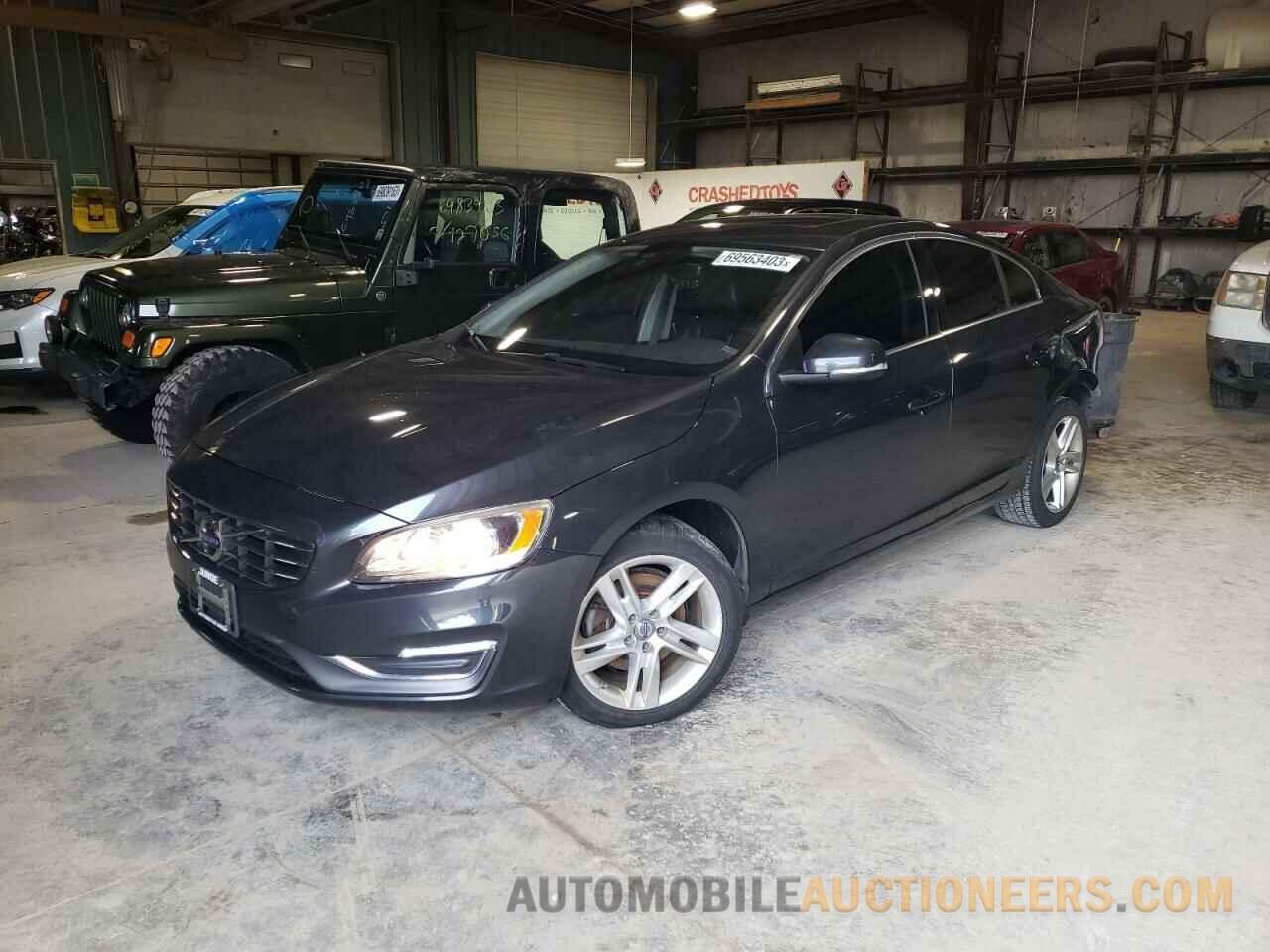 YV140MFK9F2353202 VOLVO S60 2015