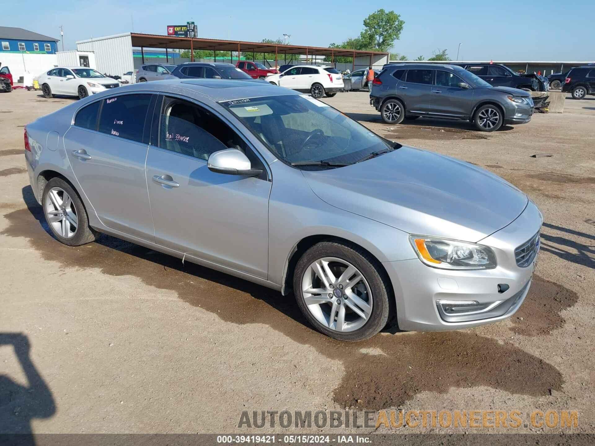 YV140MFM5F1351728 VOLVO S60 2015