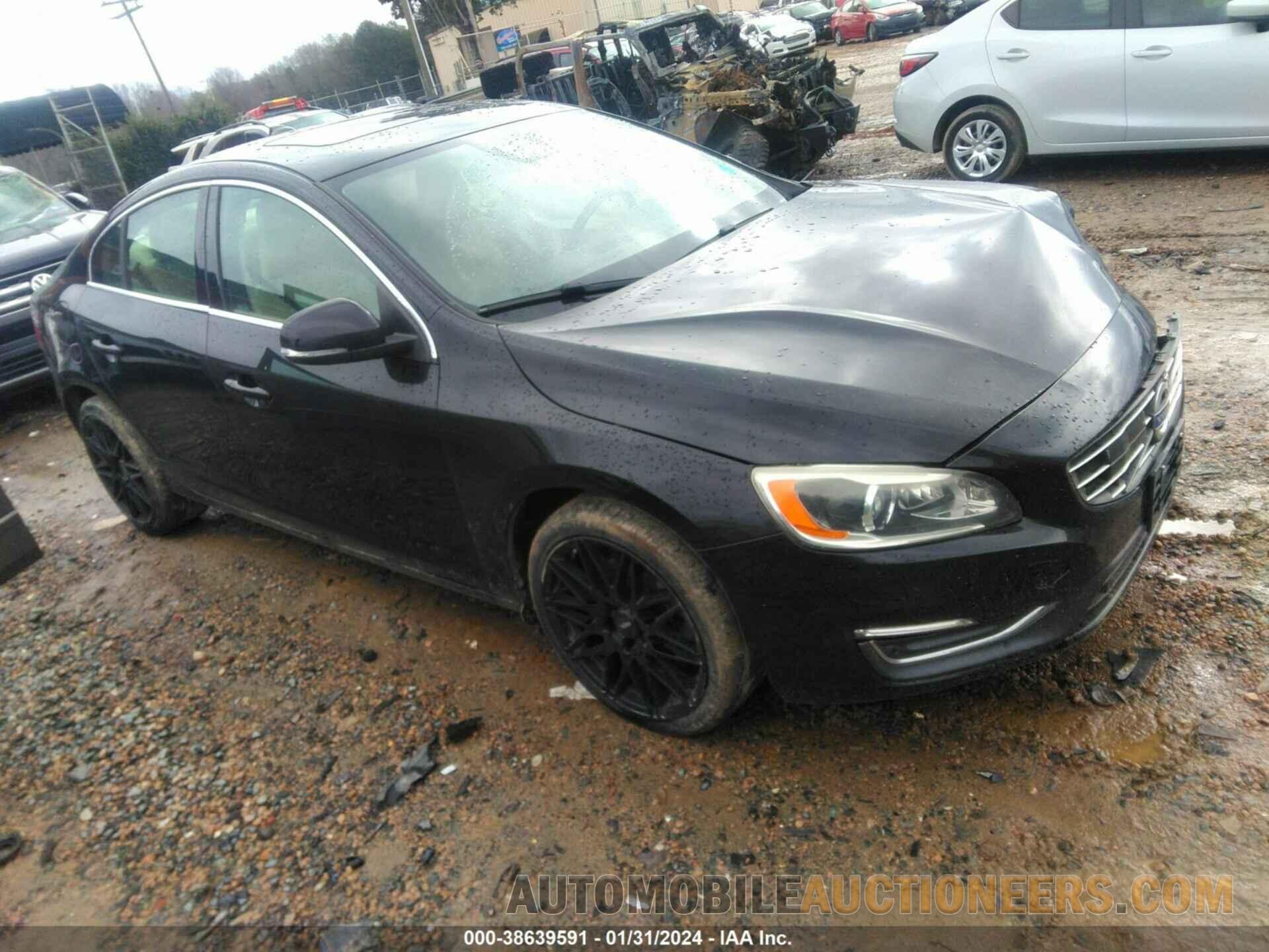 YV140MFMXF1352437 VOLVO S60 2015