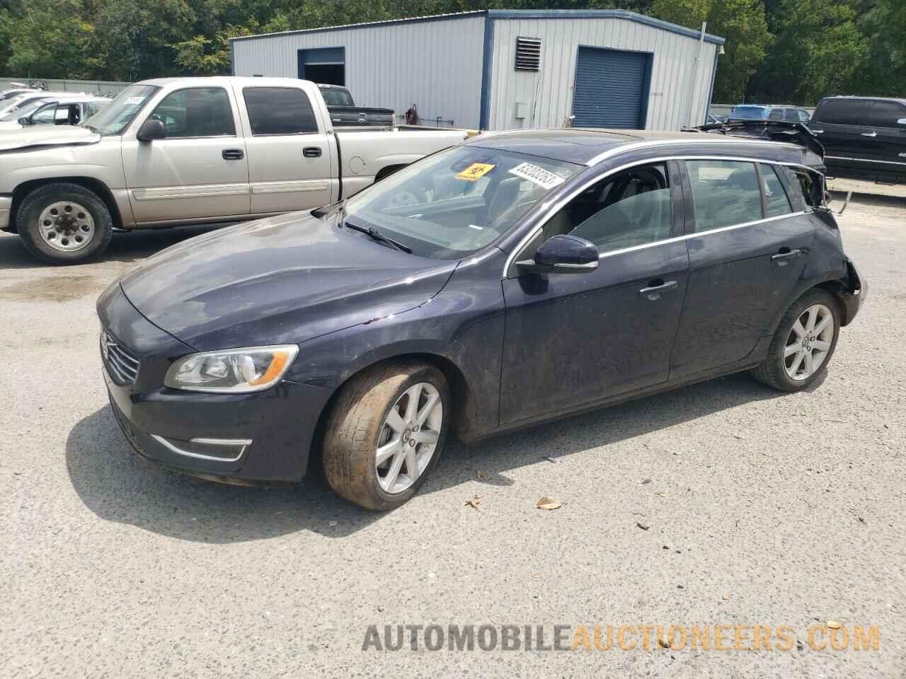 YV140MSK5H1360744 VOLVO V60 2017