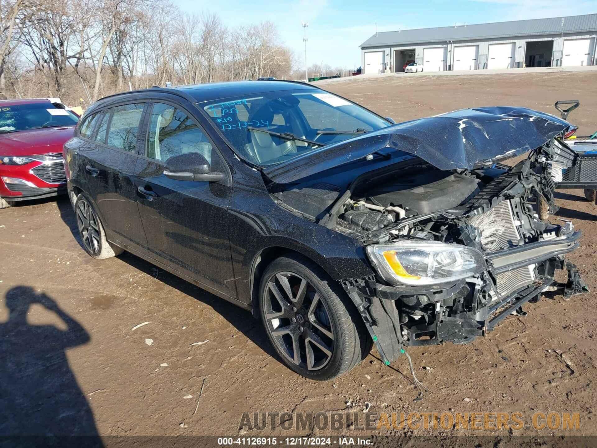 YV140MSL4J2408274 VOLVO V60 2018