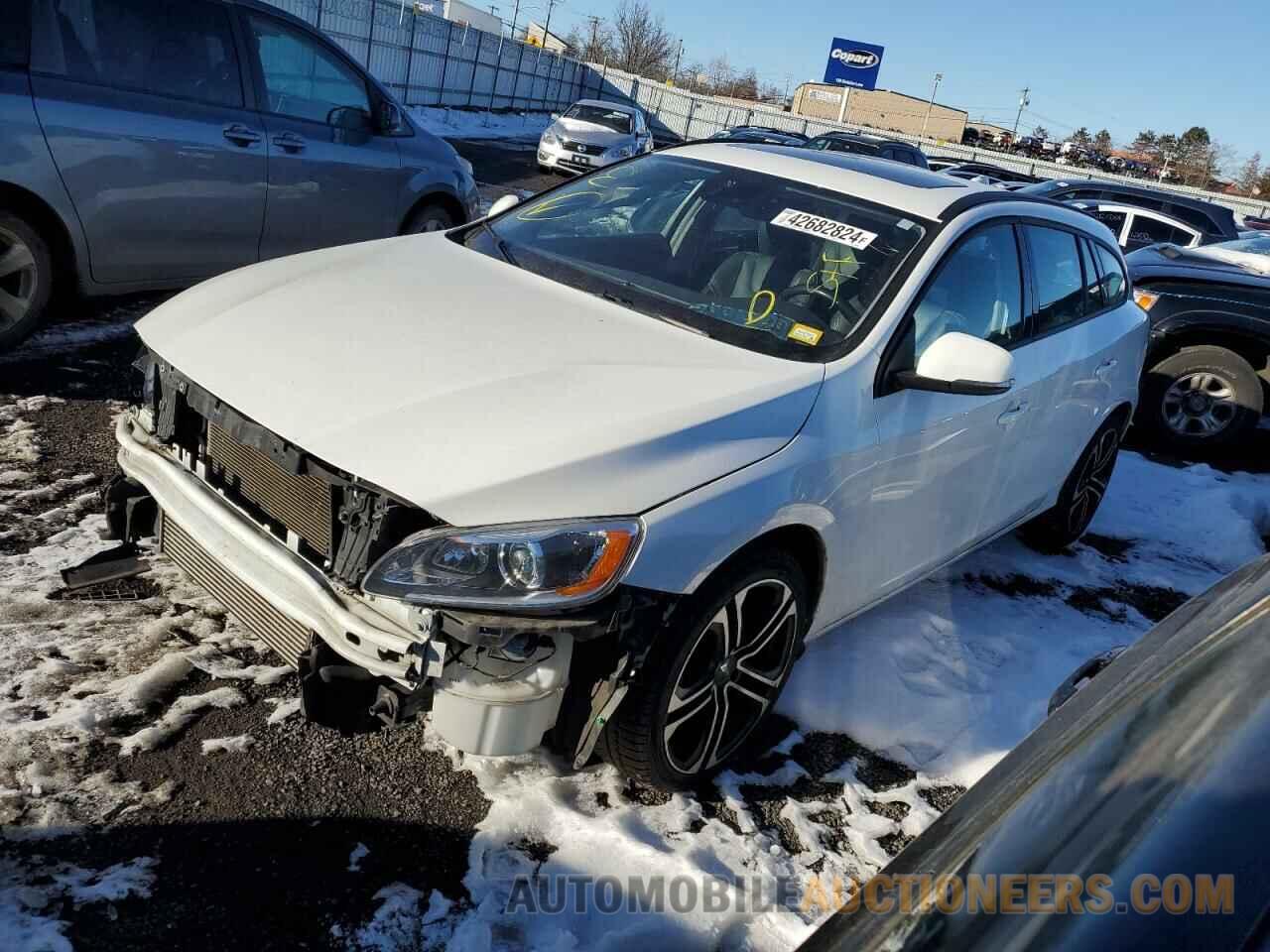 YV140MSL5J2409692 VOLVO V60 2018