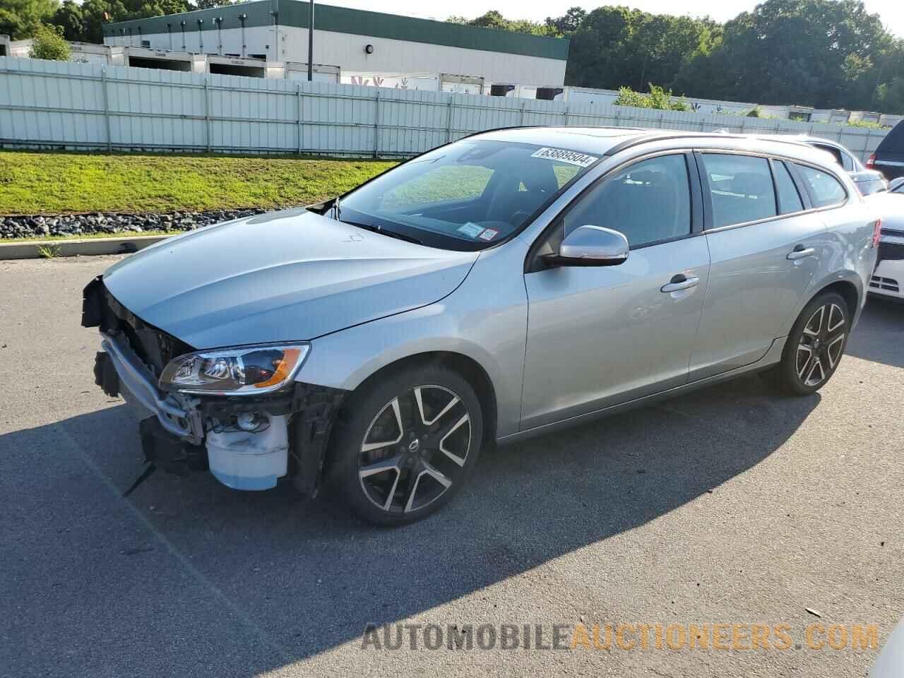 YV140MSL8J2409749 VOLVO V60 2018