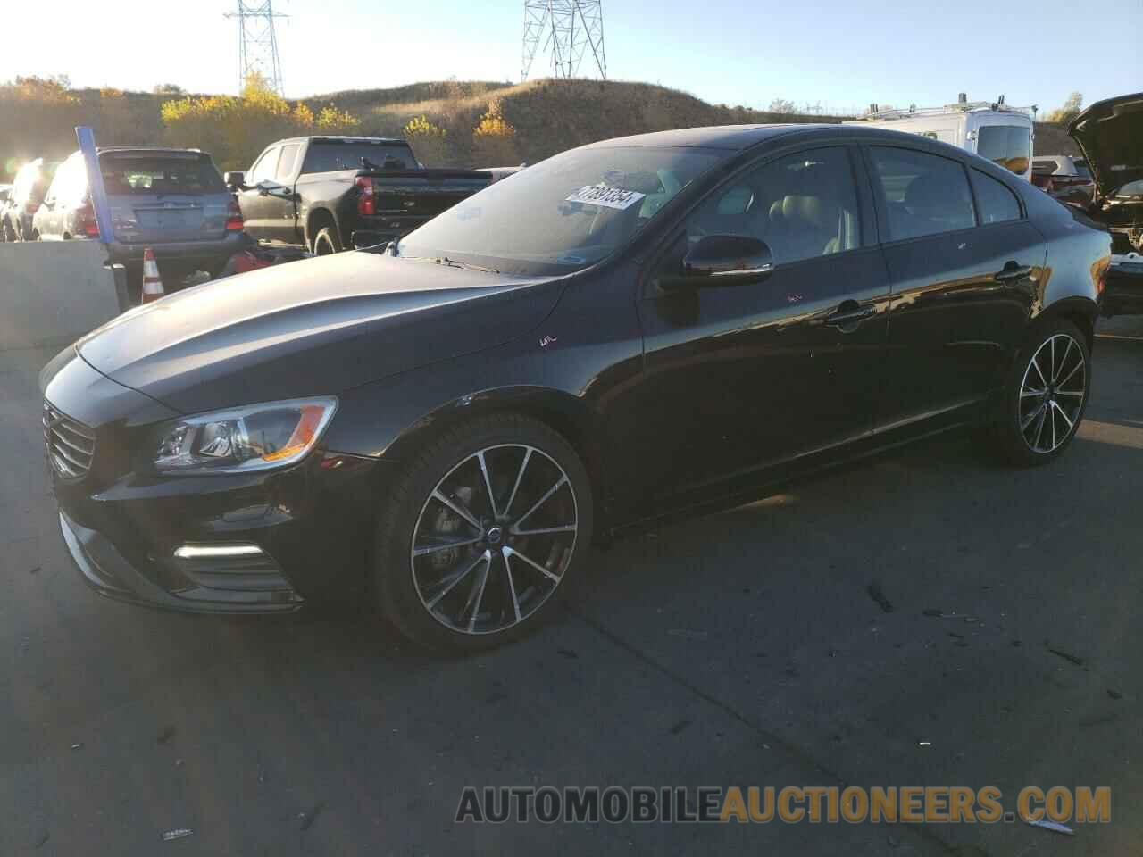 YV140MTL5H2433368 VOLVO S60 2017