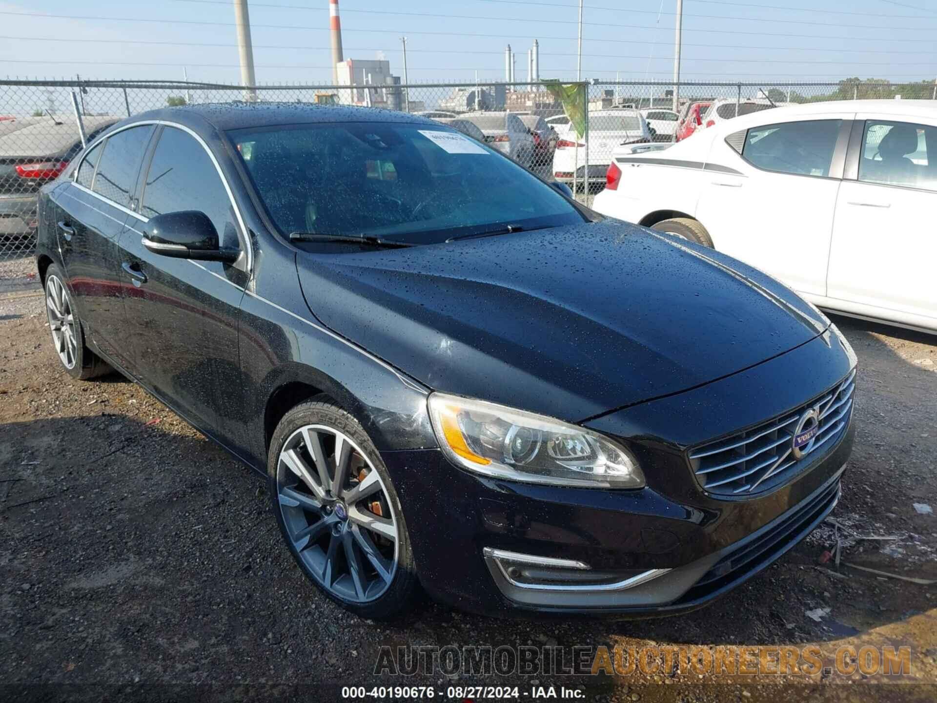 YV149MFCXF2316237 VOLVO S60 2015