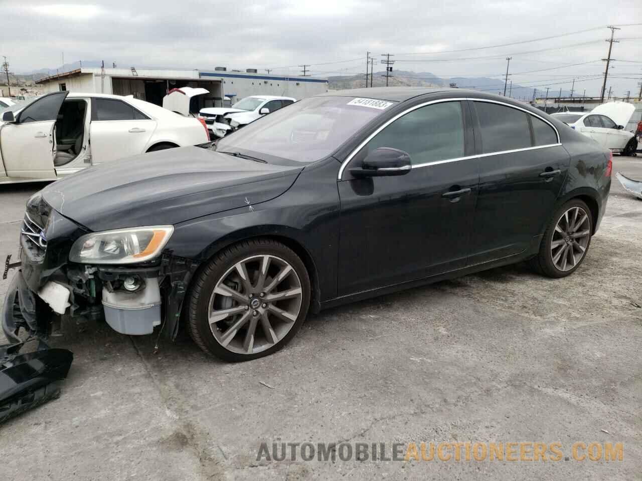 YV149MFK3F1344328 VOLVO S60 2015