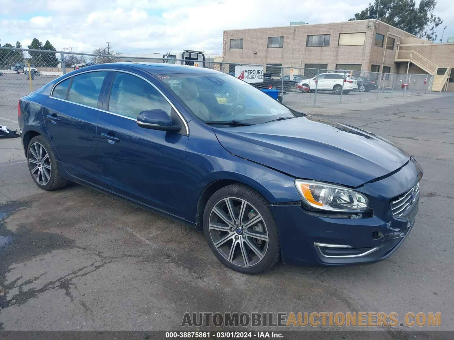 YV149MFKXF1345587 VOLVO S60 2015