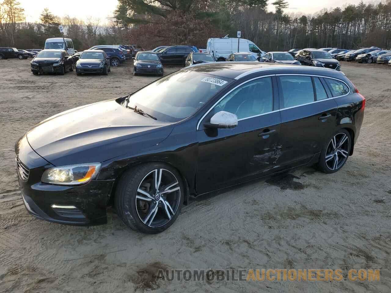 YV149MSS4H1373460 VOLVO V60 2017