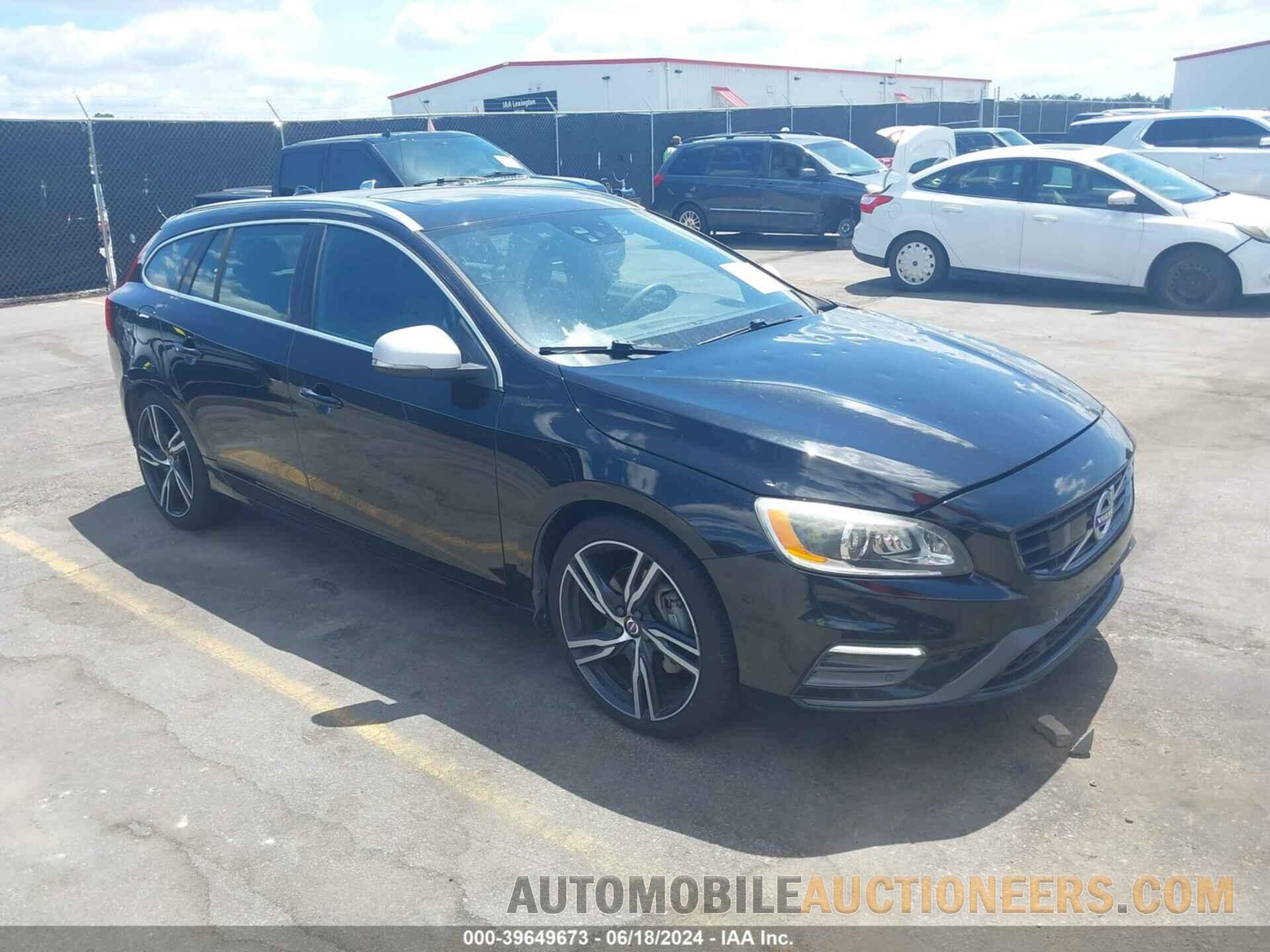 YV149MSS8H1338842 VOLVO V60 2017