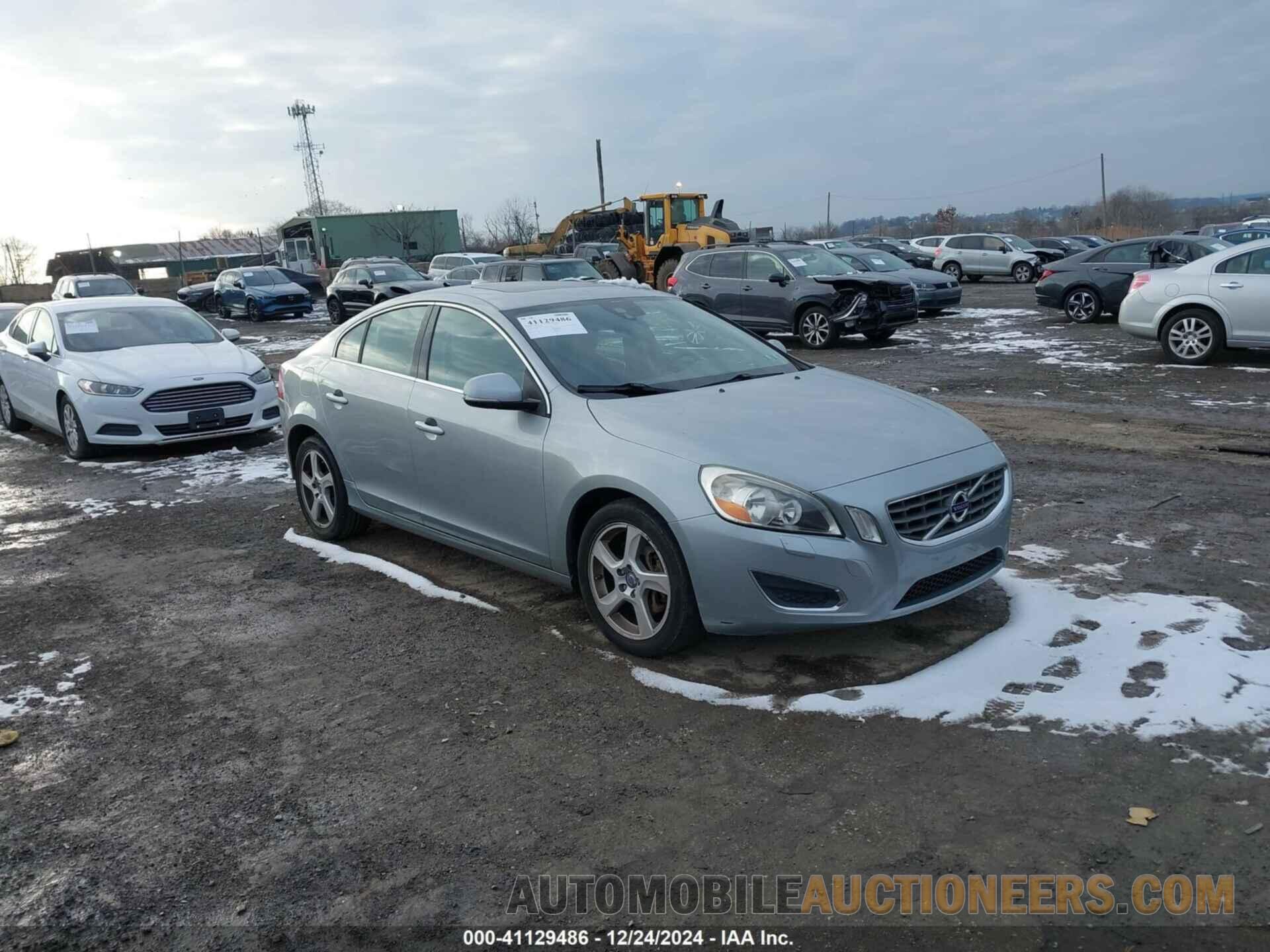 YV1612FS2D2189170 VOLVO S60 2013