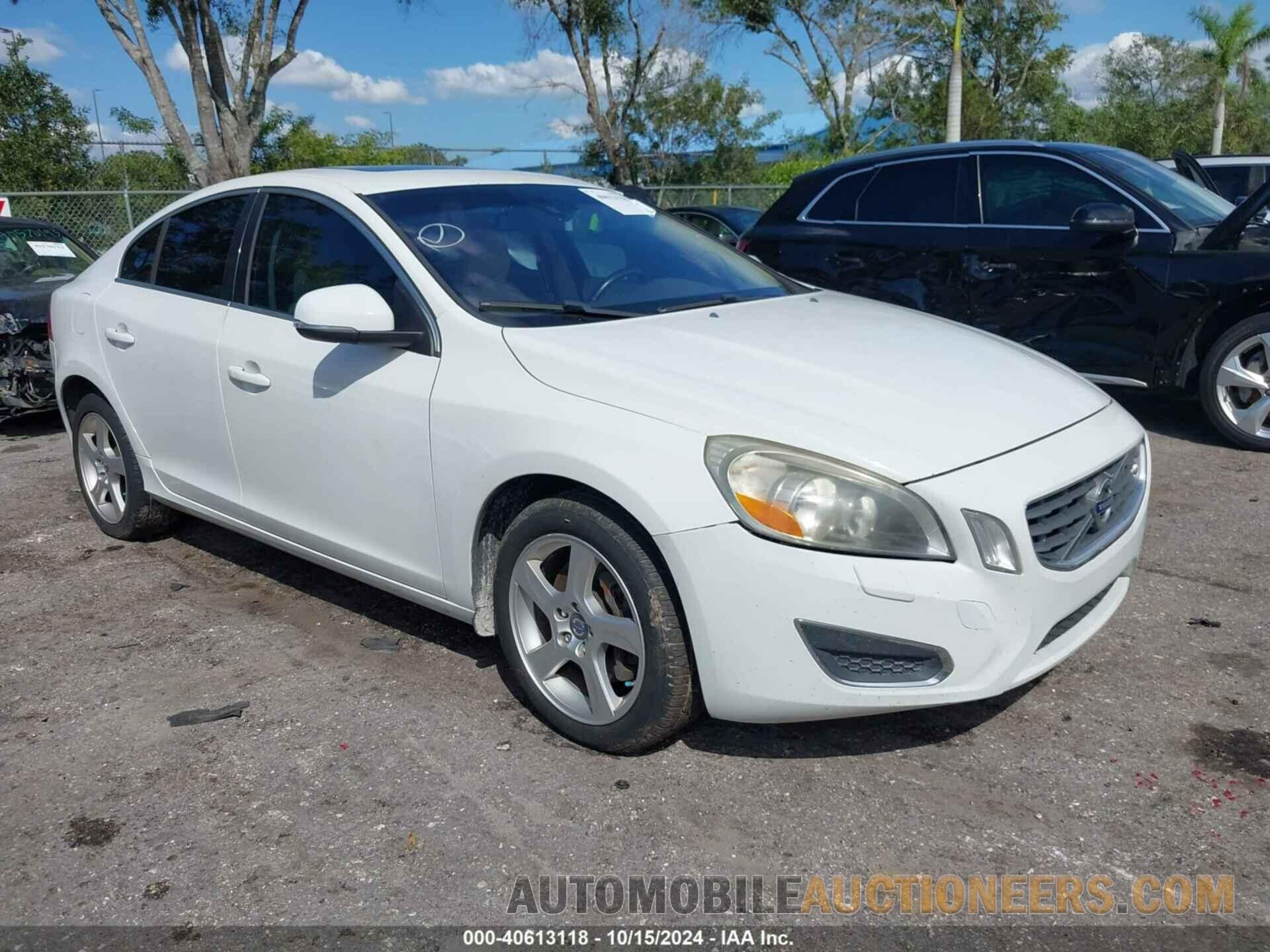 YV1612FS2D2208459 VOLVO S60 2013