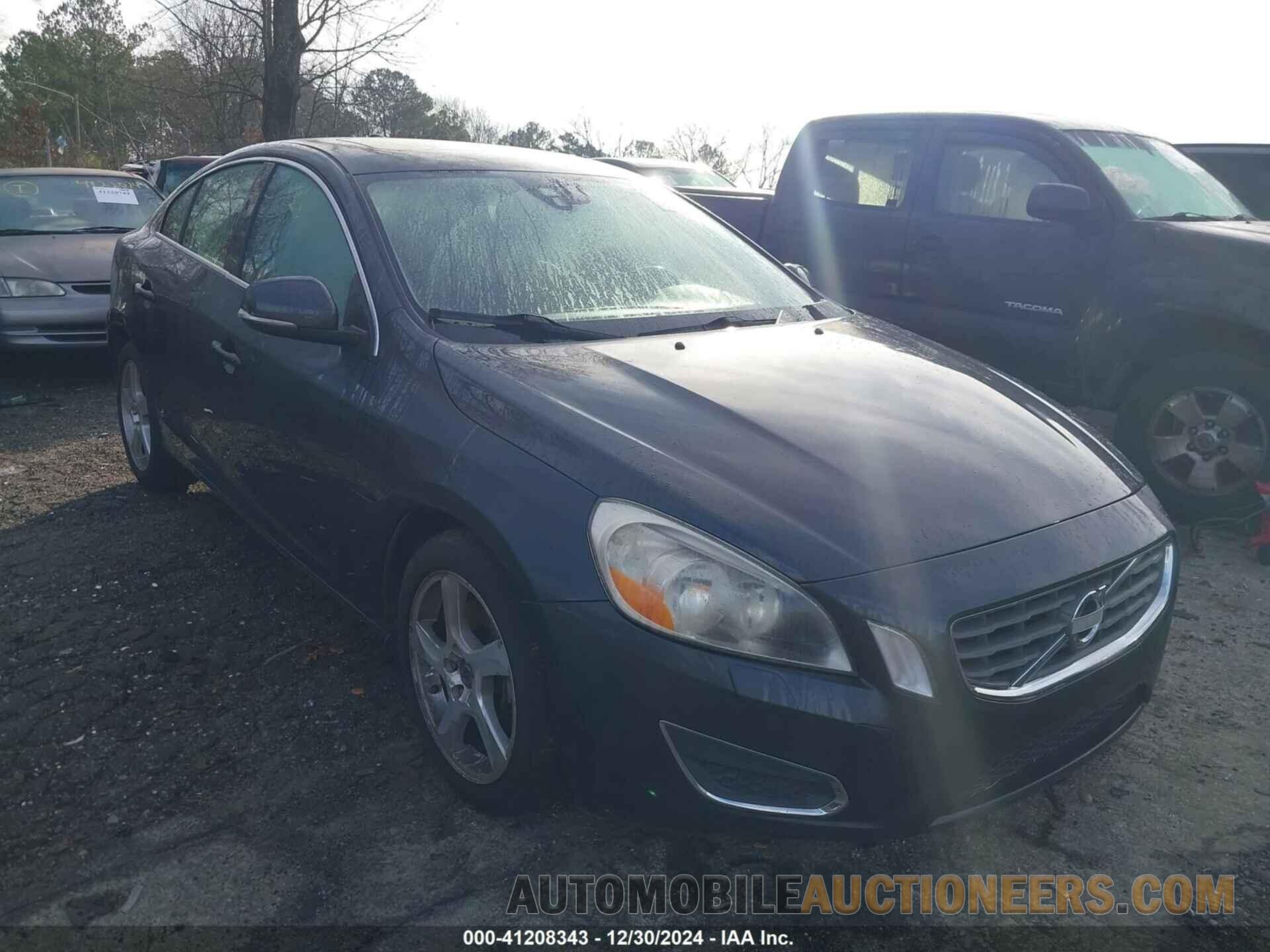 YV1612FS4D1219422 VOLVO S60 2013