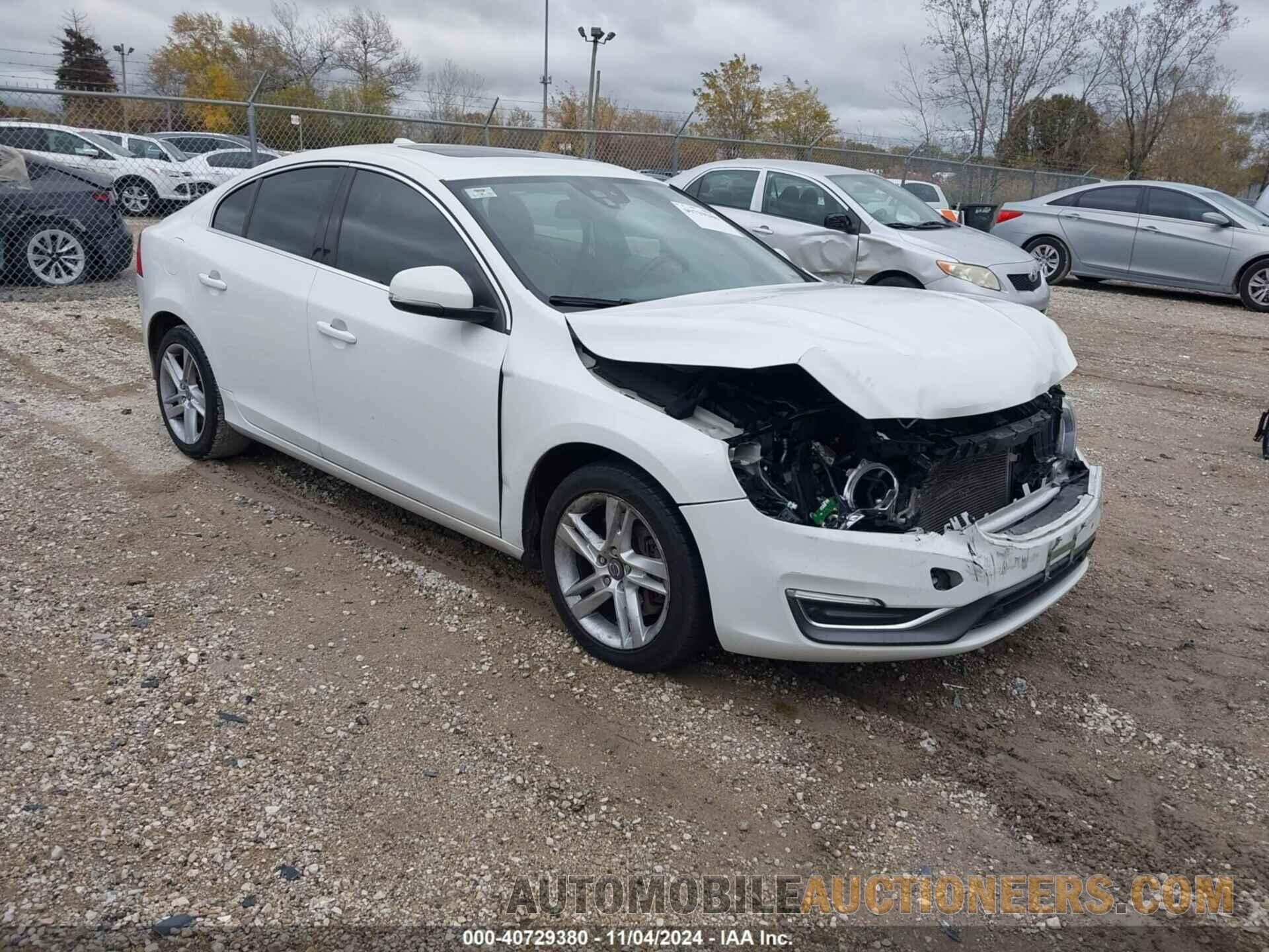 YV1612FS4E2293760 VOLVO S60 2014