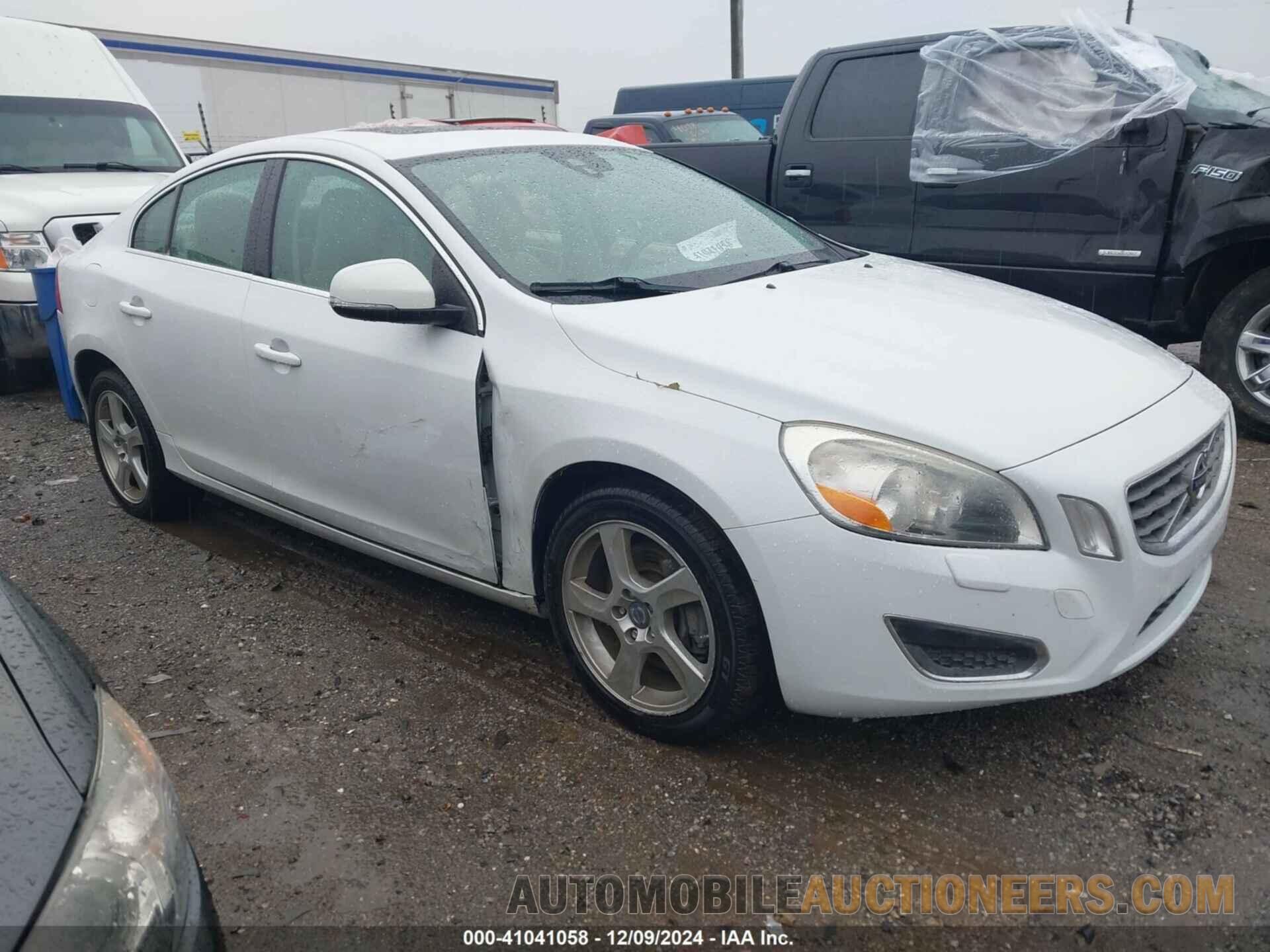 YV1612FS5D2217740 VOLVO S60 2013