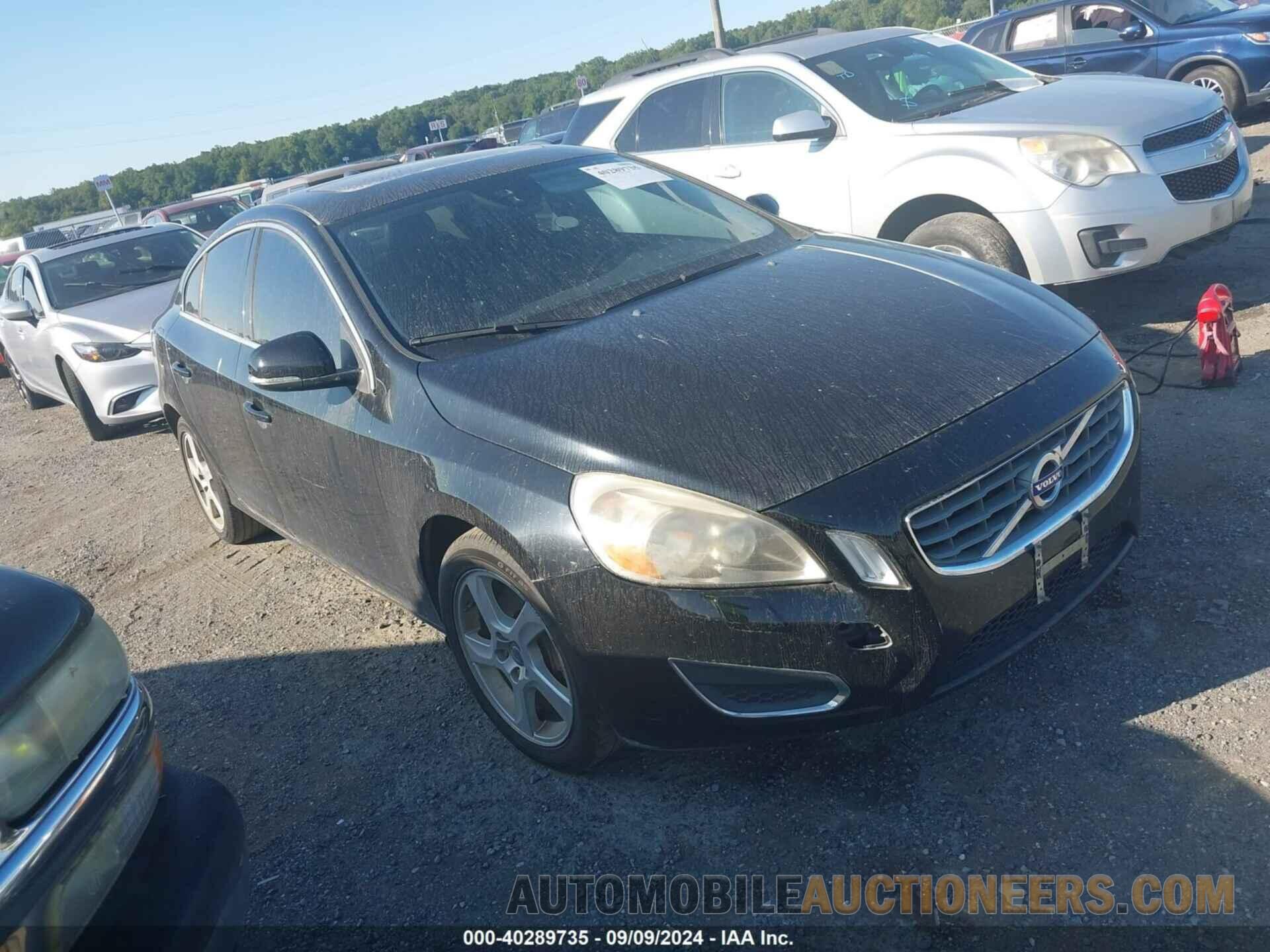 YV1612FS9D1212692 VOLVO S60 2013