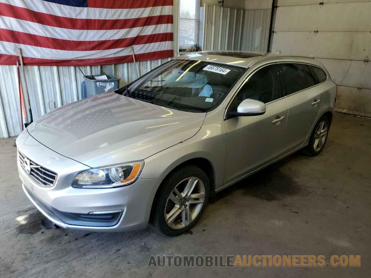 YV1612SB4F1186365 VOLVO V60 2015