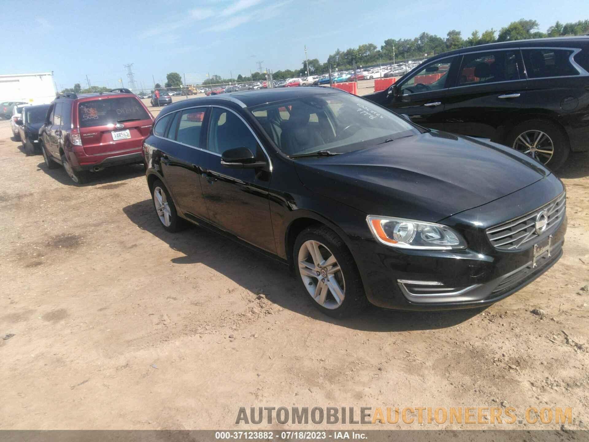 YV1612SB8F1195425 VOLVO V60 2015