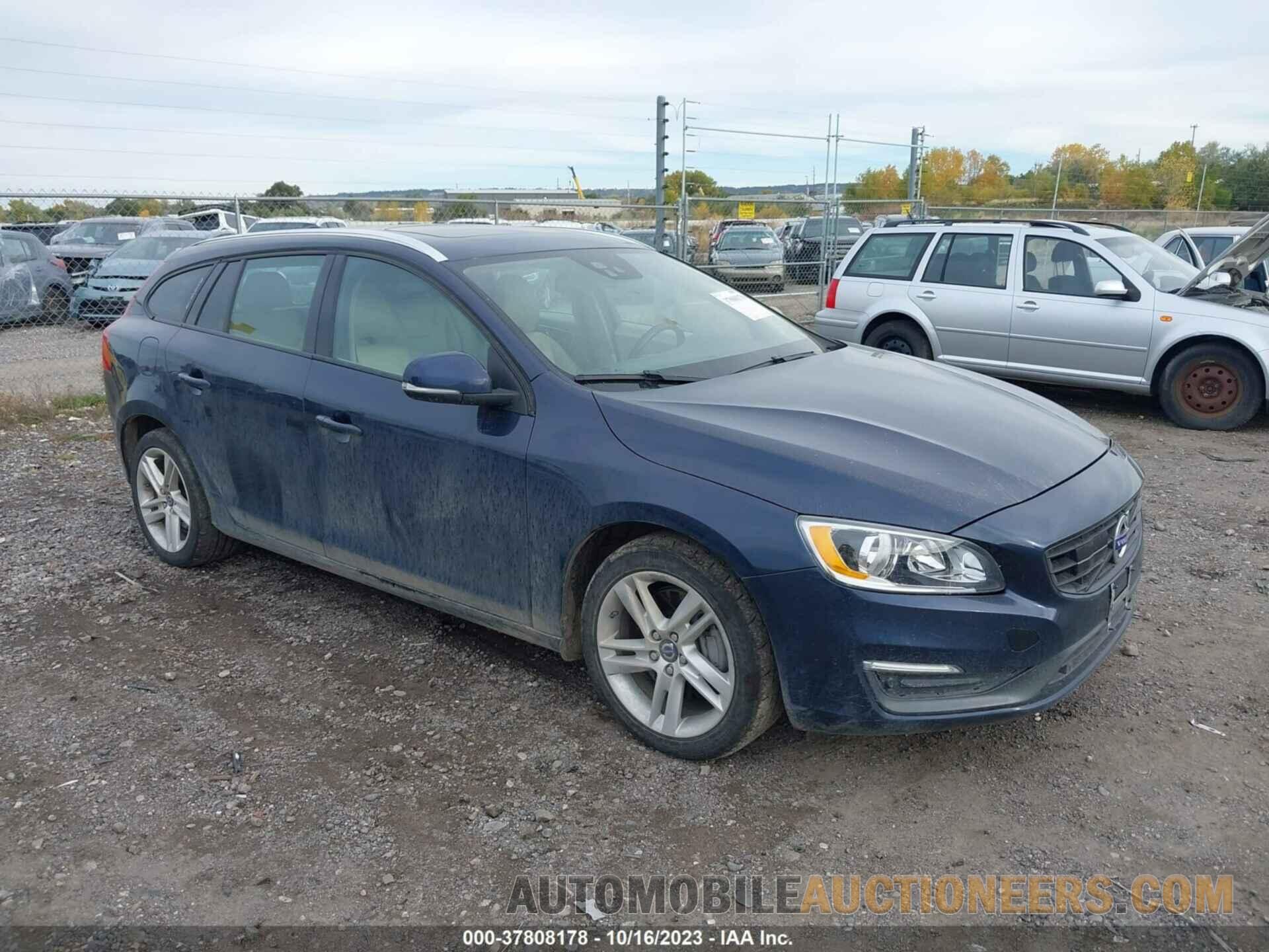 YV1612SC5F1207233 VOLVO V60 2015