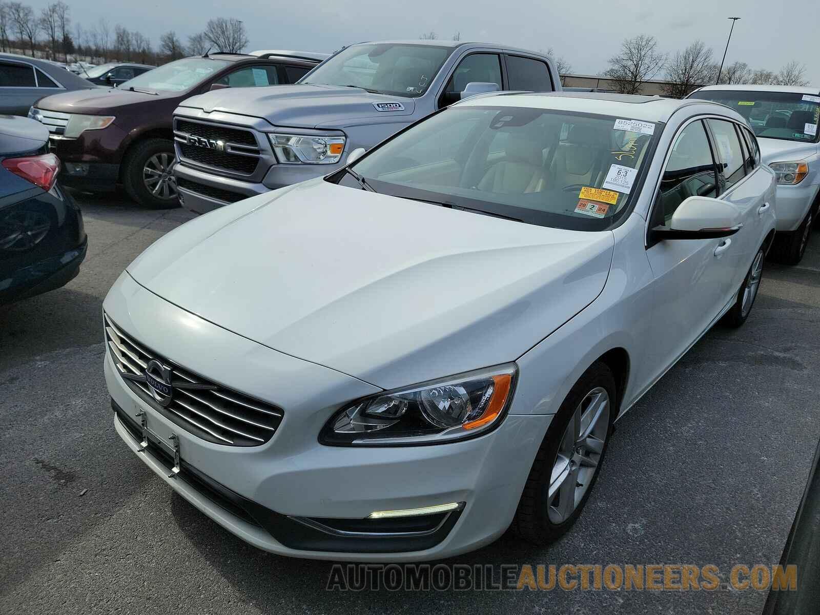 YV1612SC6F1203952 Volvo V60 2015