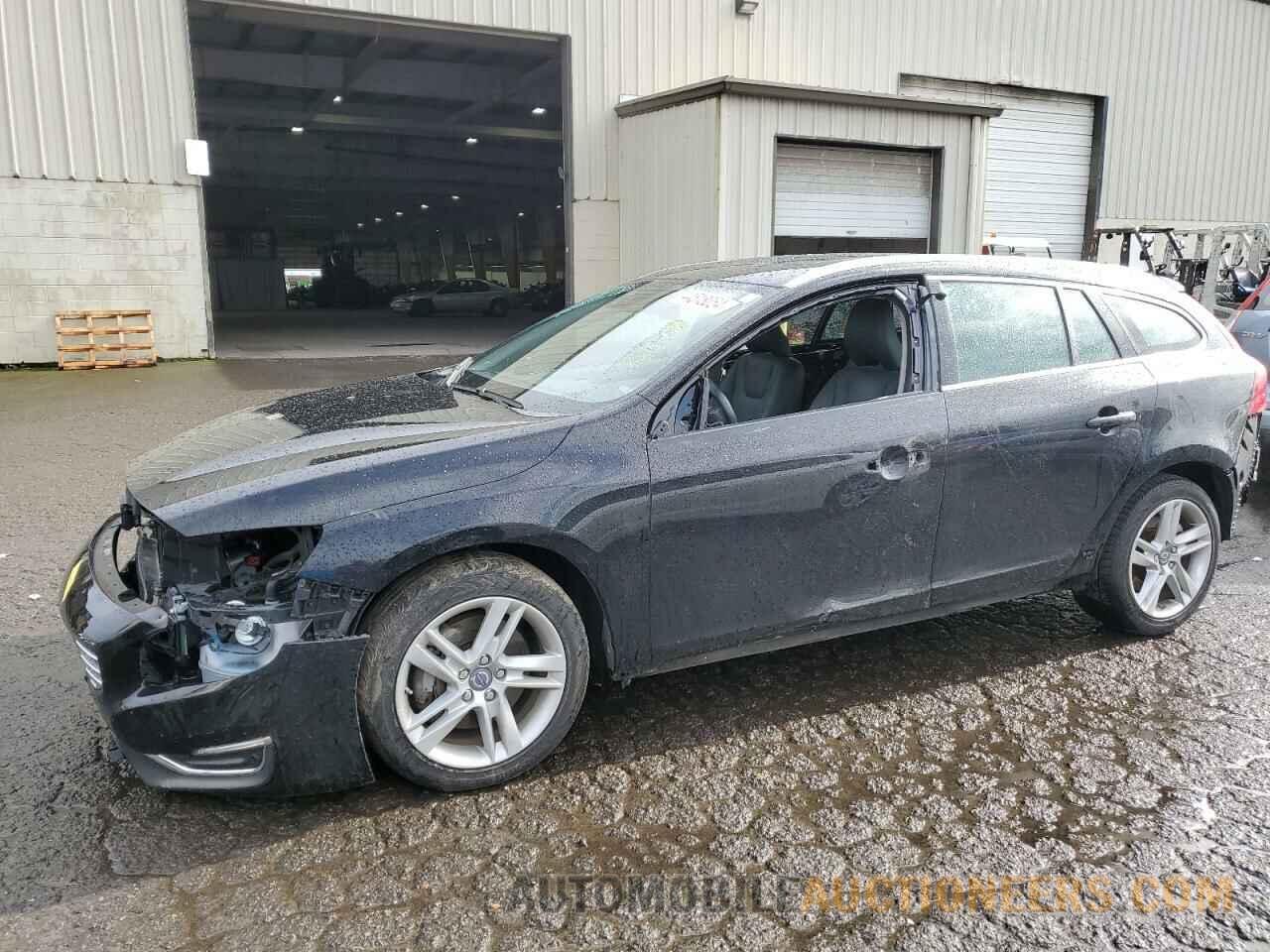 YV1612SK2F1231240 VOLVO V60 2015