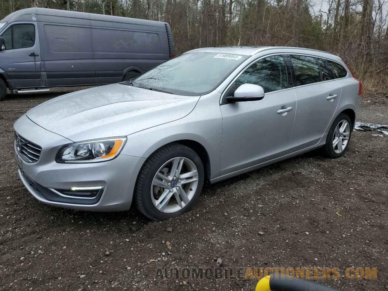 YV1612SK2G1311574 VOLVO V60 2016