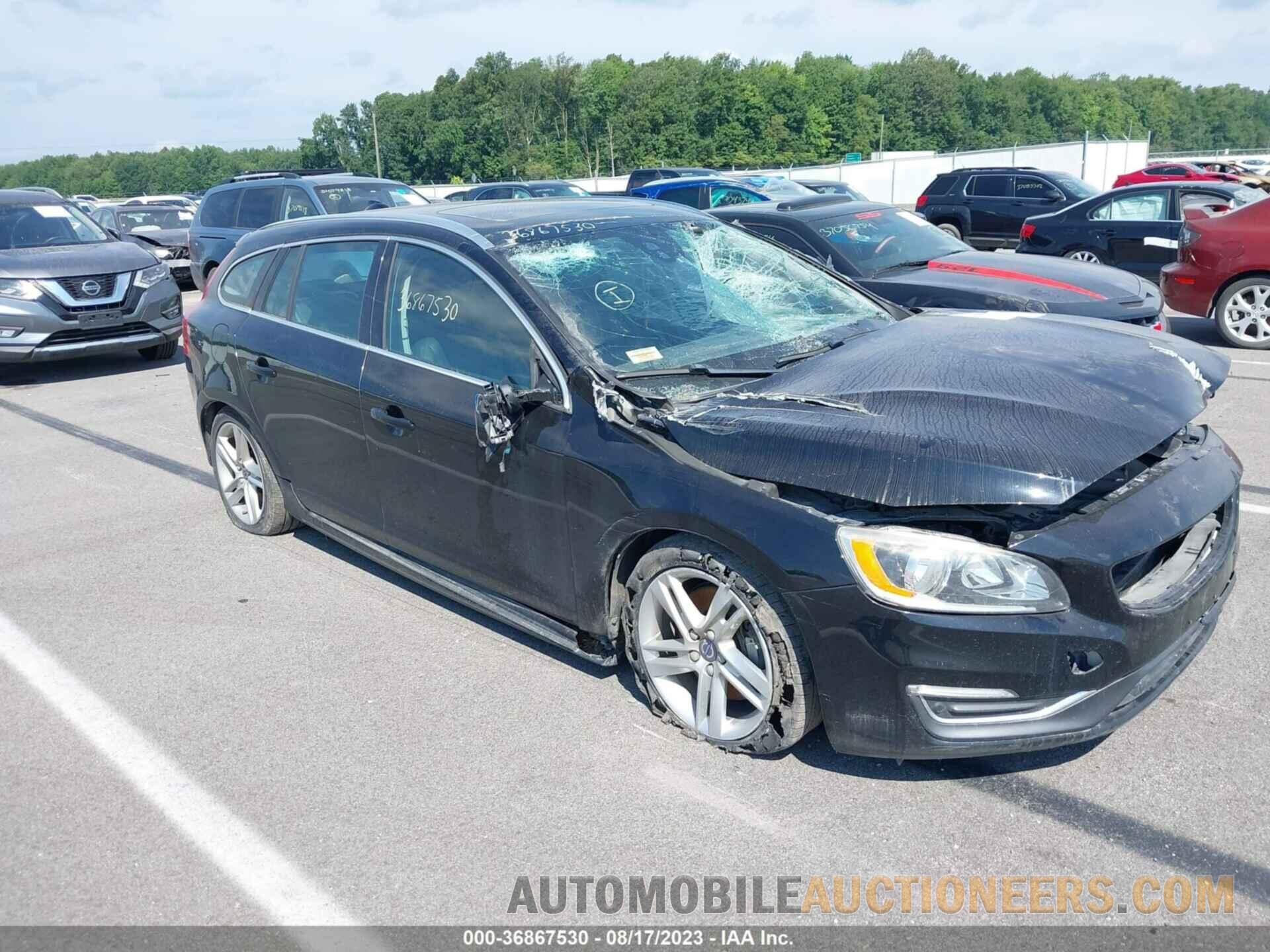 YV1612SK6F1262524 VOLVO V60 2015